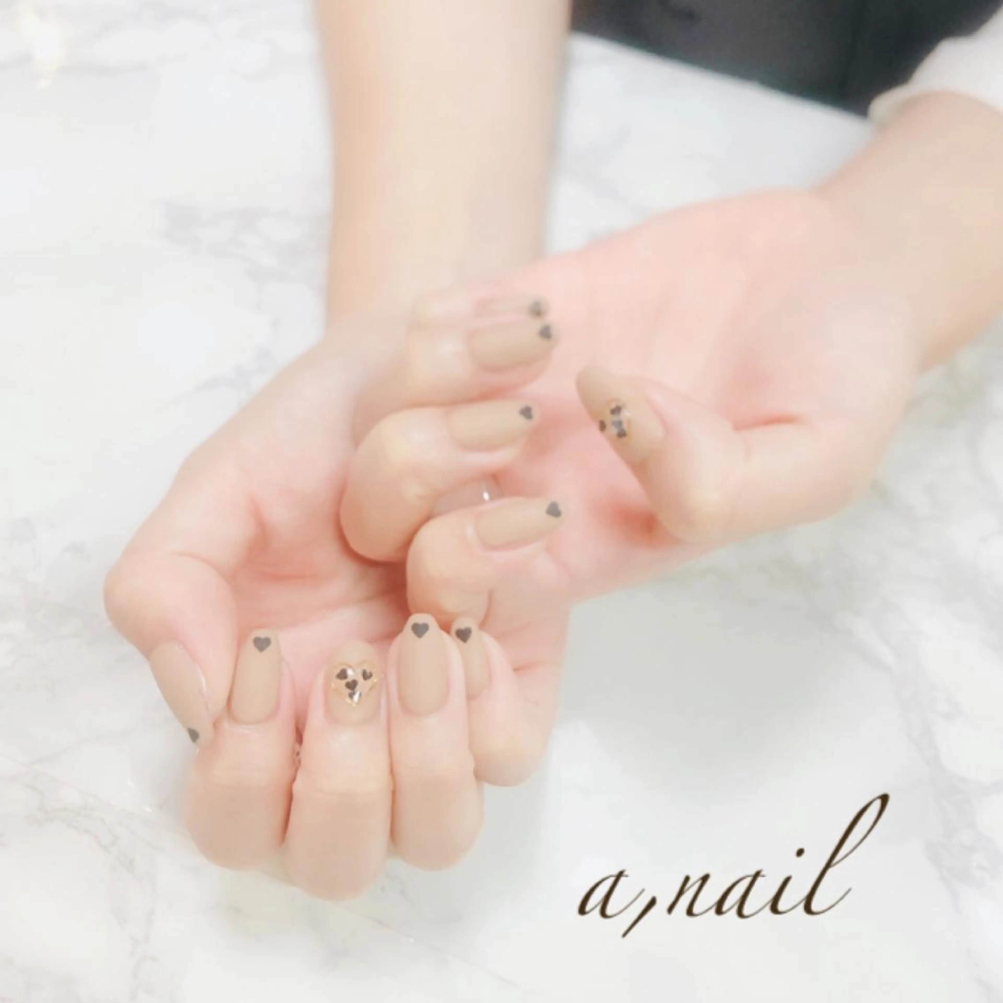 ネイル フットネイル ジェルネイル グラデーション ハート マットネイル ハンドネイル ネイルサロン エーネイルのネイルデザイン