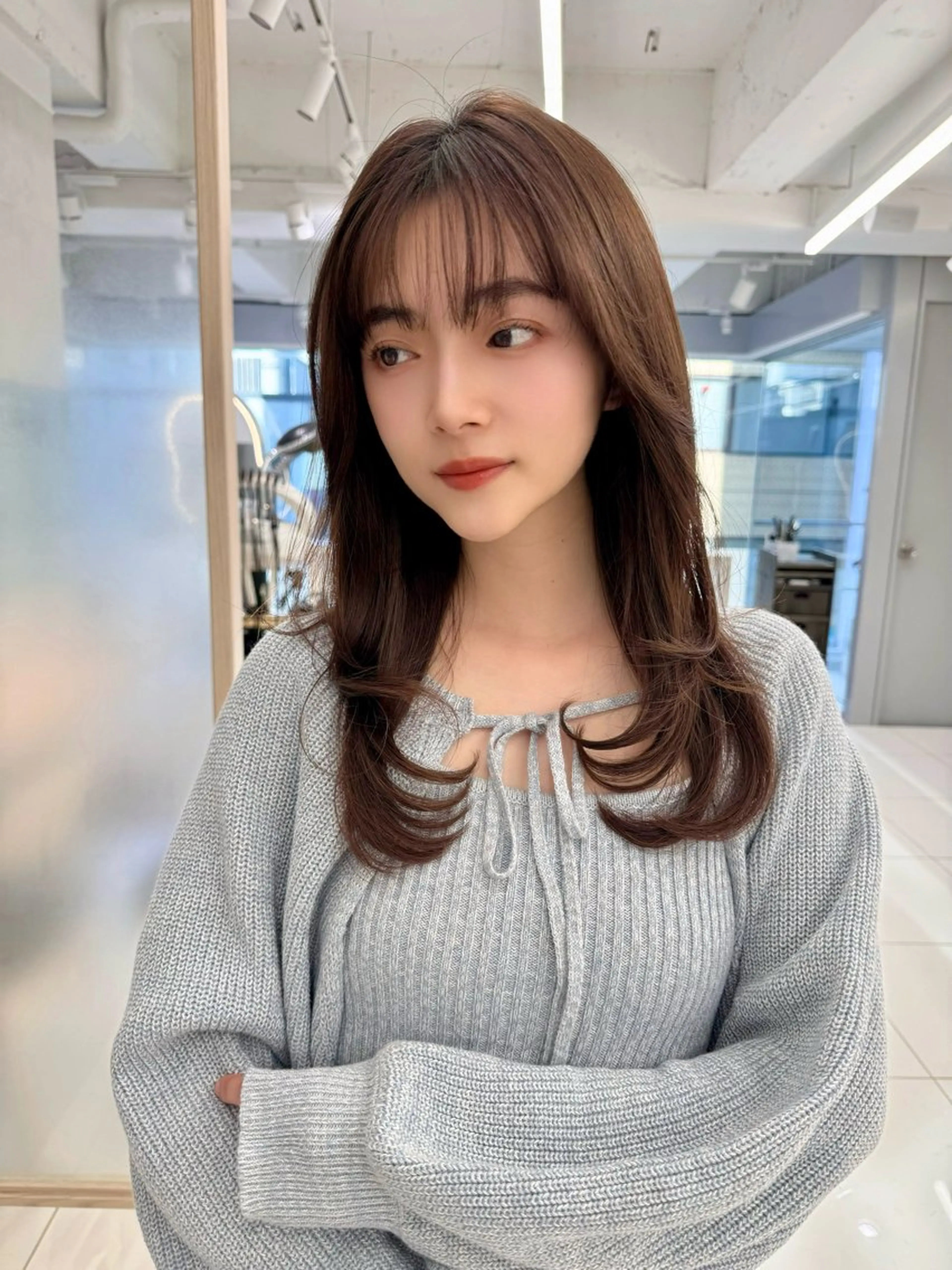 ロング レイヤーカット 小顔カット 三鷹で1番ショート ボブをカットする新谷のヘアスタイル