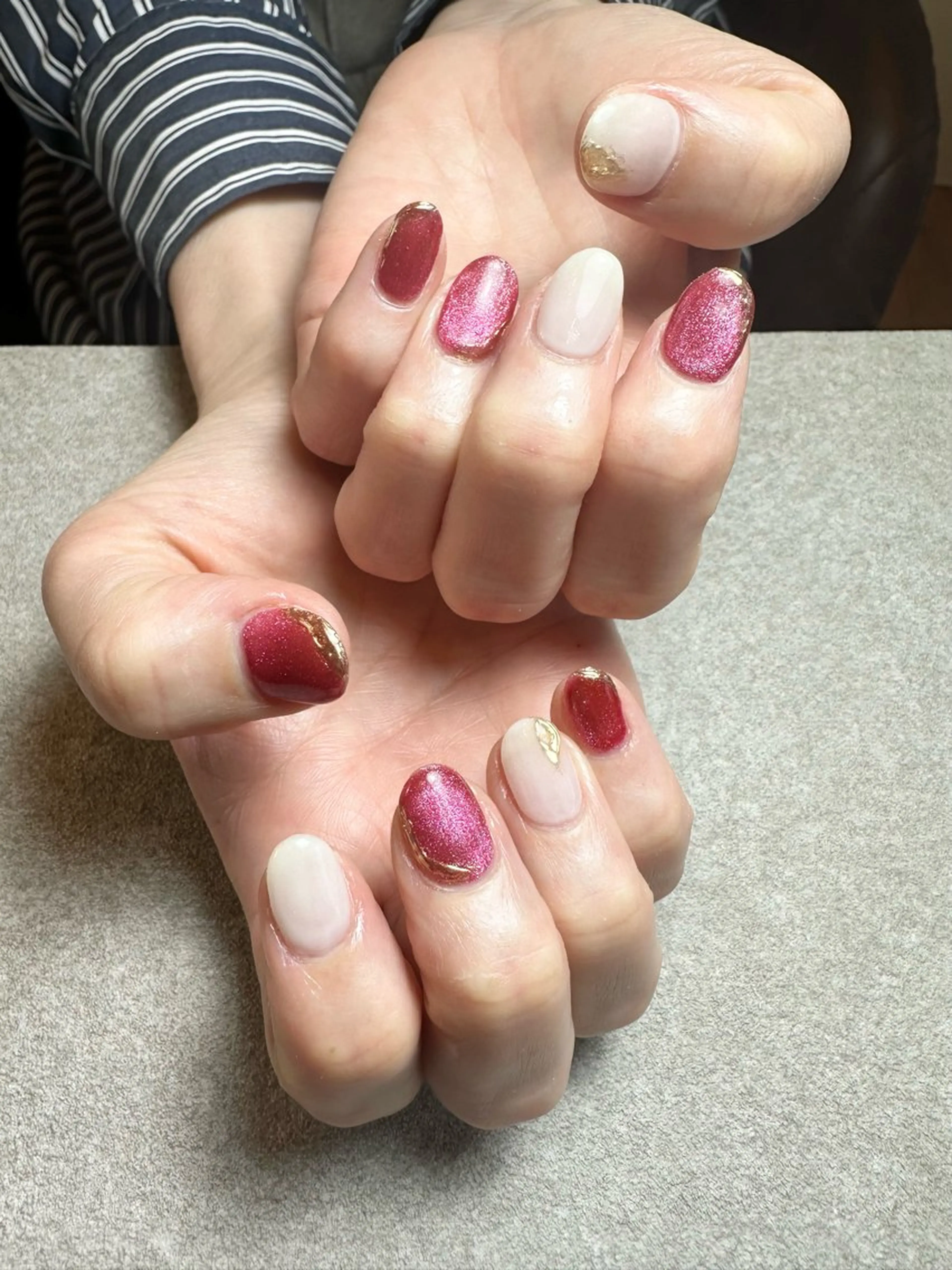 ネイル ボルドー マグネットネイル nailroom Anmie.のネイルデザイン