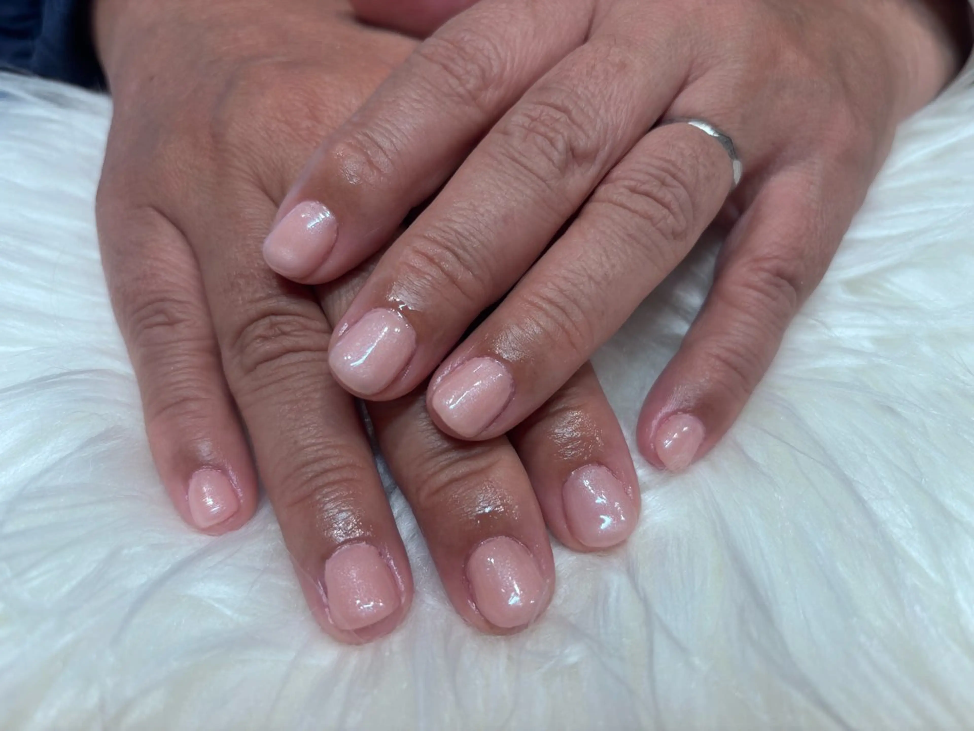 ネイル ワンカラーネイル ハンドネイル CECIL beauty labo所属・田中 梨奈のネイルデザイン