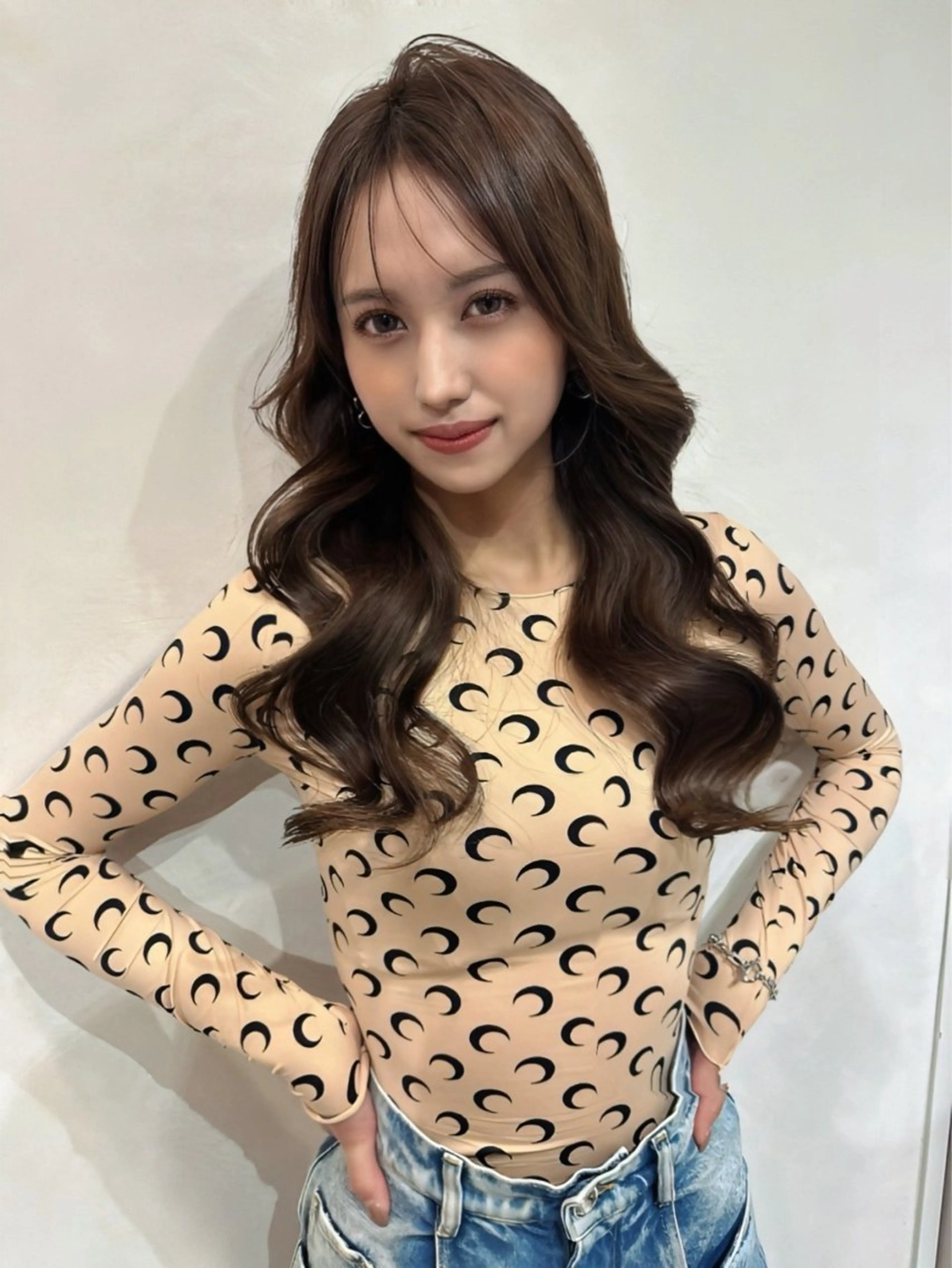 ロング 韓国風ヘア 辻田 七海のヘアスタイル