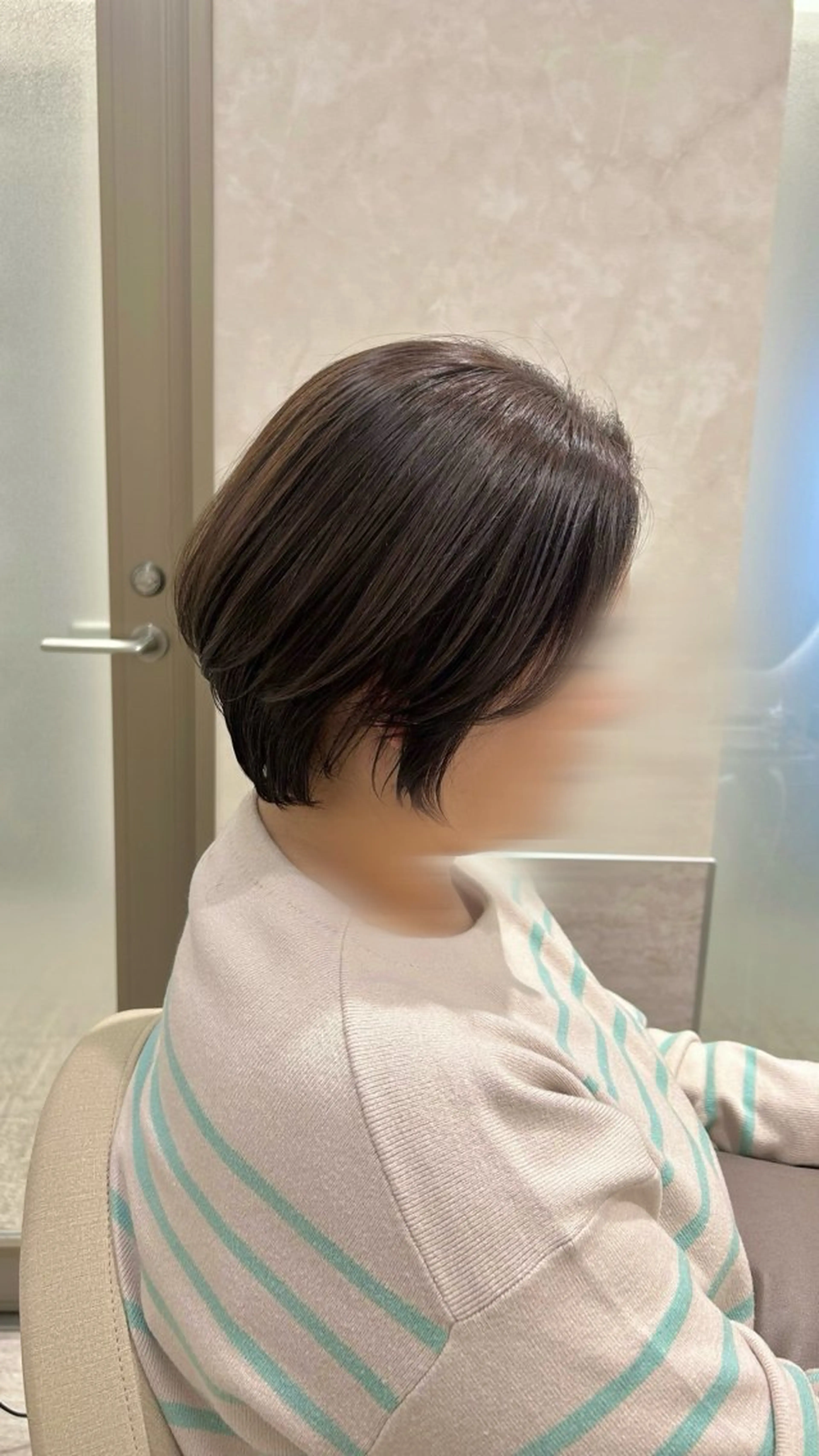 ショート カラー ショートボブ ベージュカラー ブリーチ ブラウンカラー 透明感カラー カット ヘアカラー トリートメント Eleanor枚方店 店長　飛鳥　薫のヘアスタイル