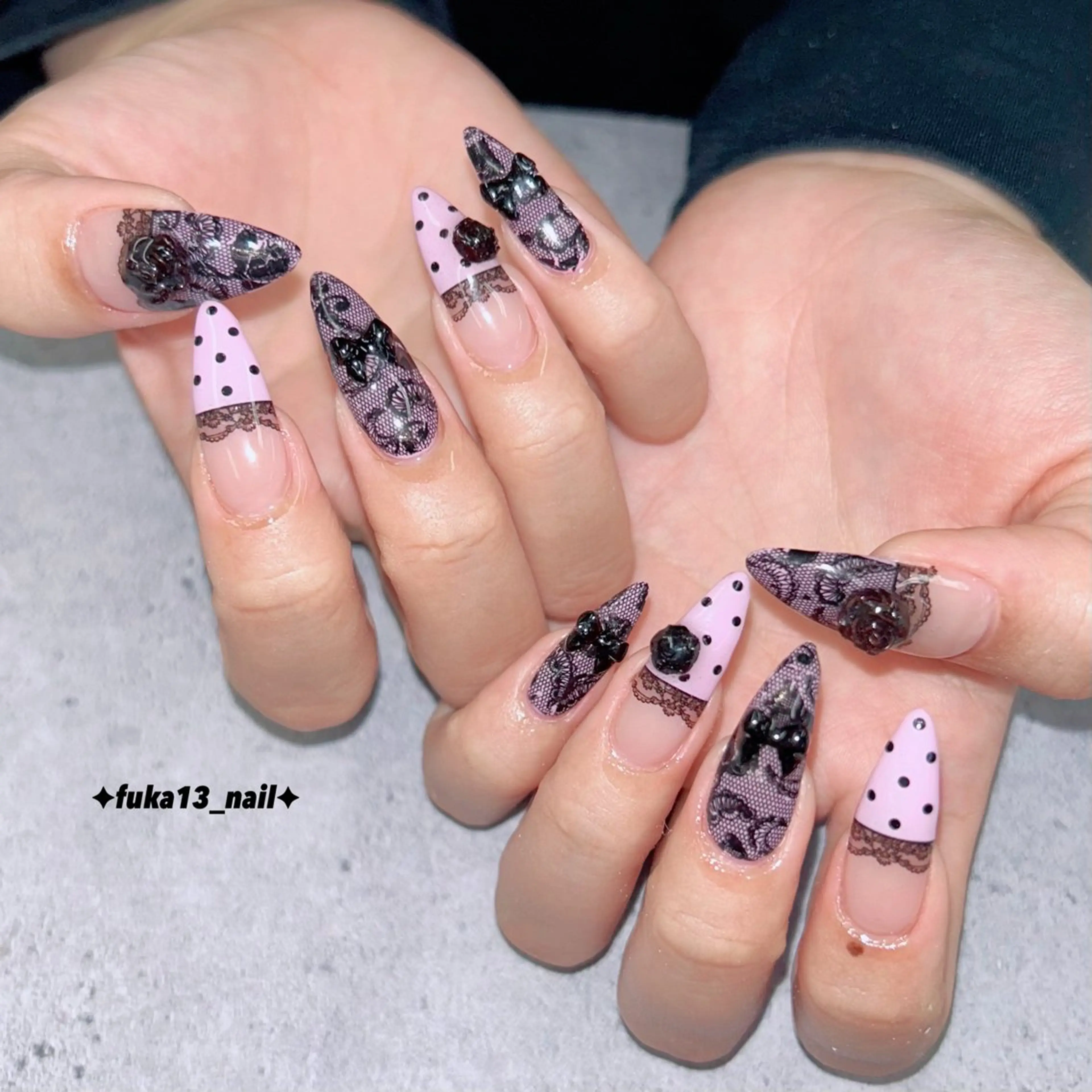 ネイル ドット ガーリー レース ハンドネイル Nail♡Fuka. /5月予約受付中のネイルデザイン