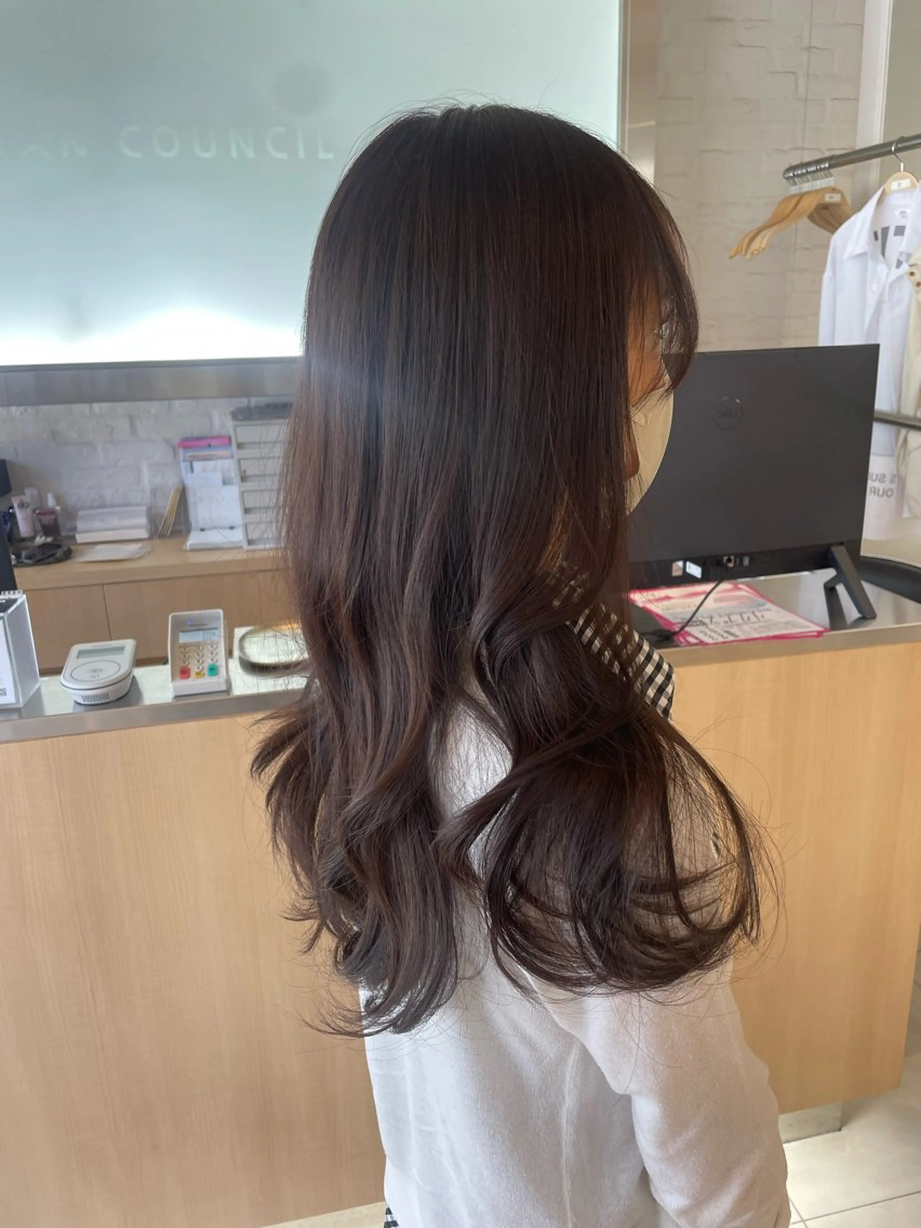 ロング 顔まわりレイヤー 姫カット 韓国風ヘア レイヤーカット ロング 🧸SAKI🎀 韓国レイヤーのヘアスタイル