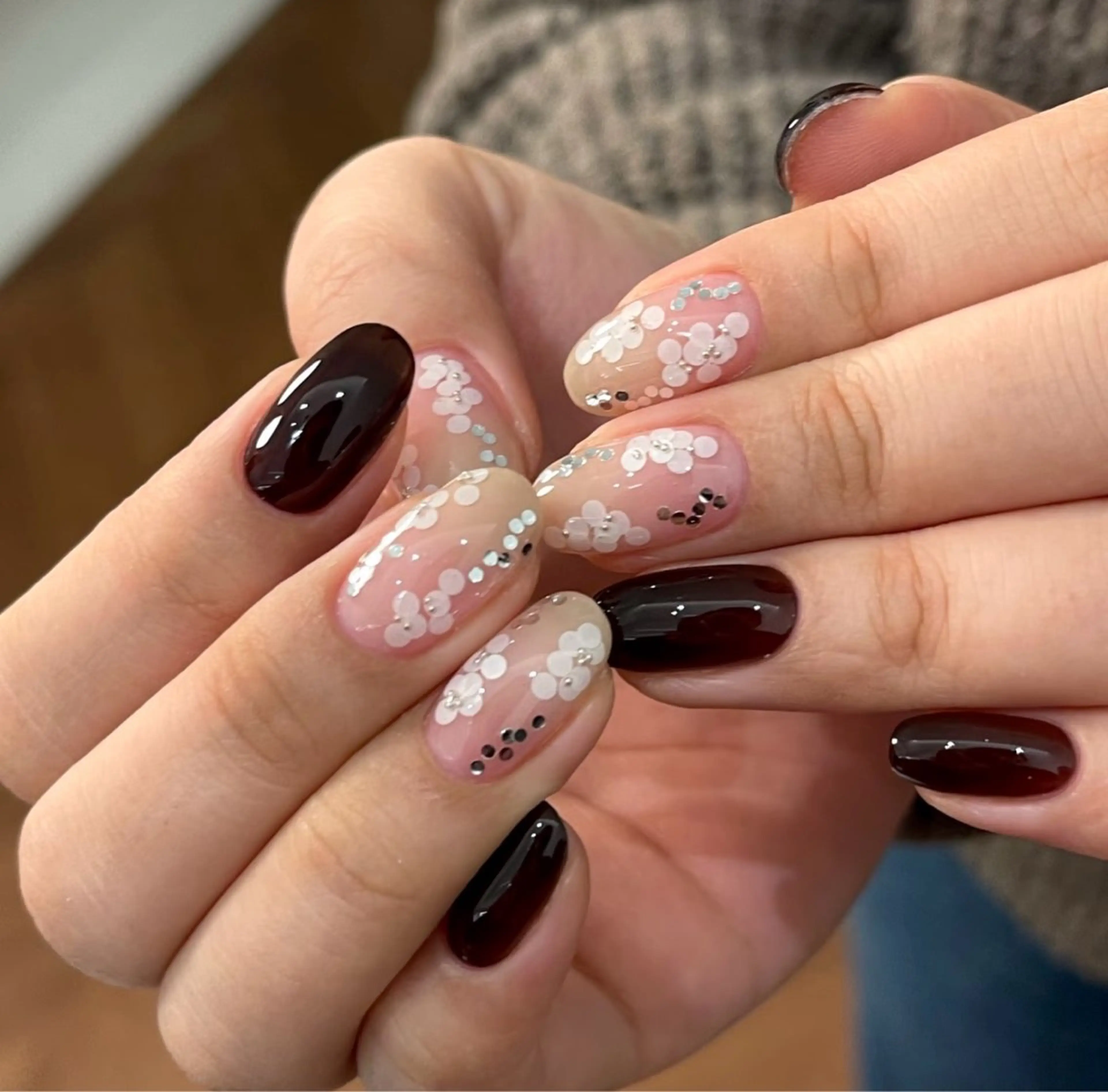 ネイル フットネイル フレンチネイル グラデーション ハート 氷ネイル・うるうるネイル ハンドネイル Lynn_ Nailのネイルデザイン