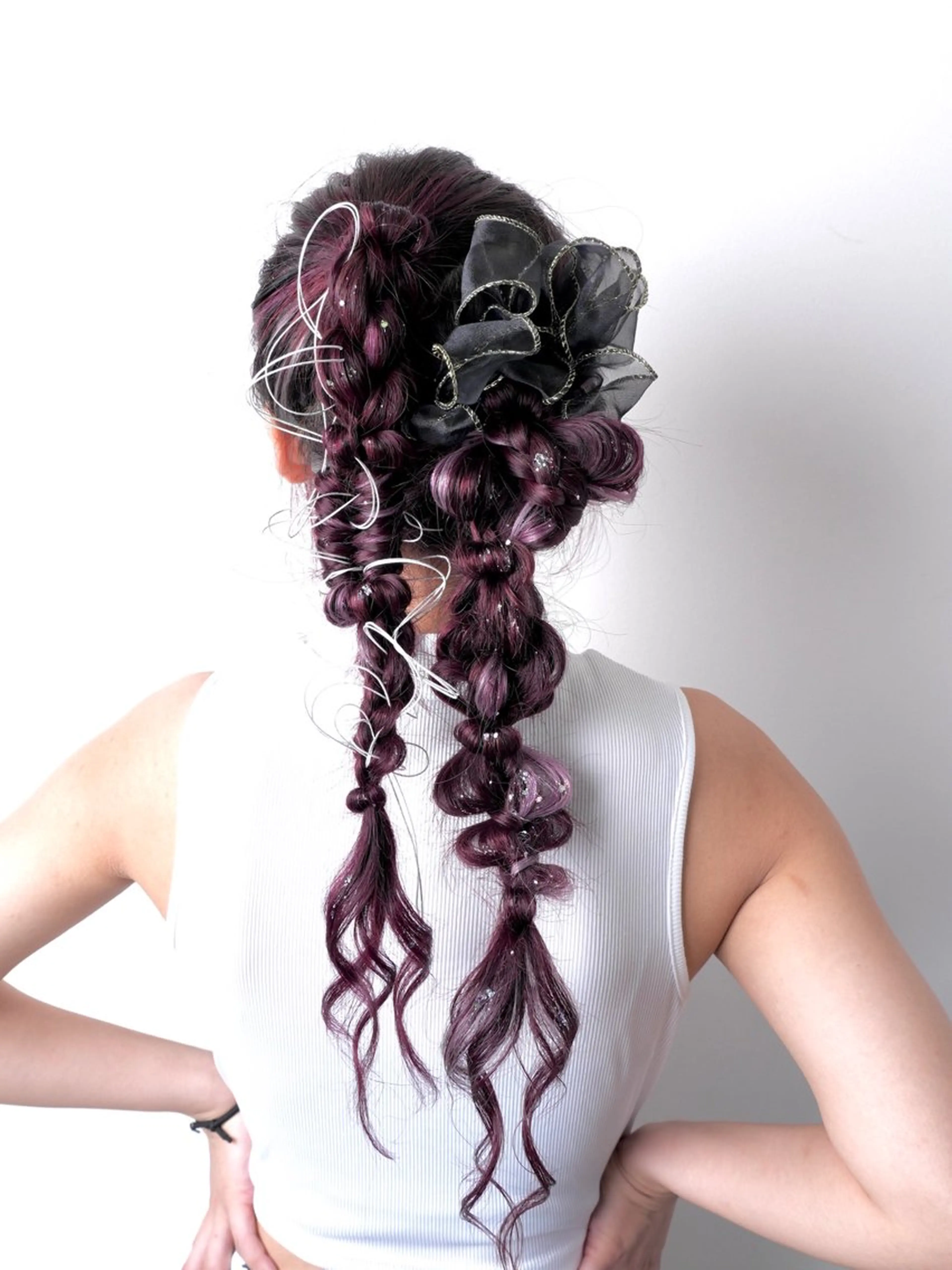 ヘアアレンジ 推し活専用 【派手髪】飯野ゆかりのヘアスタイル