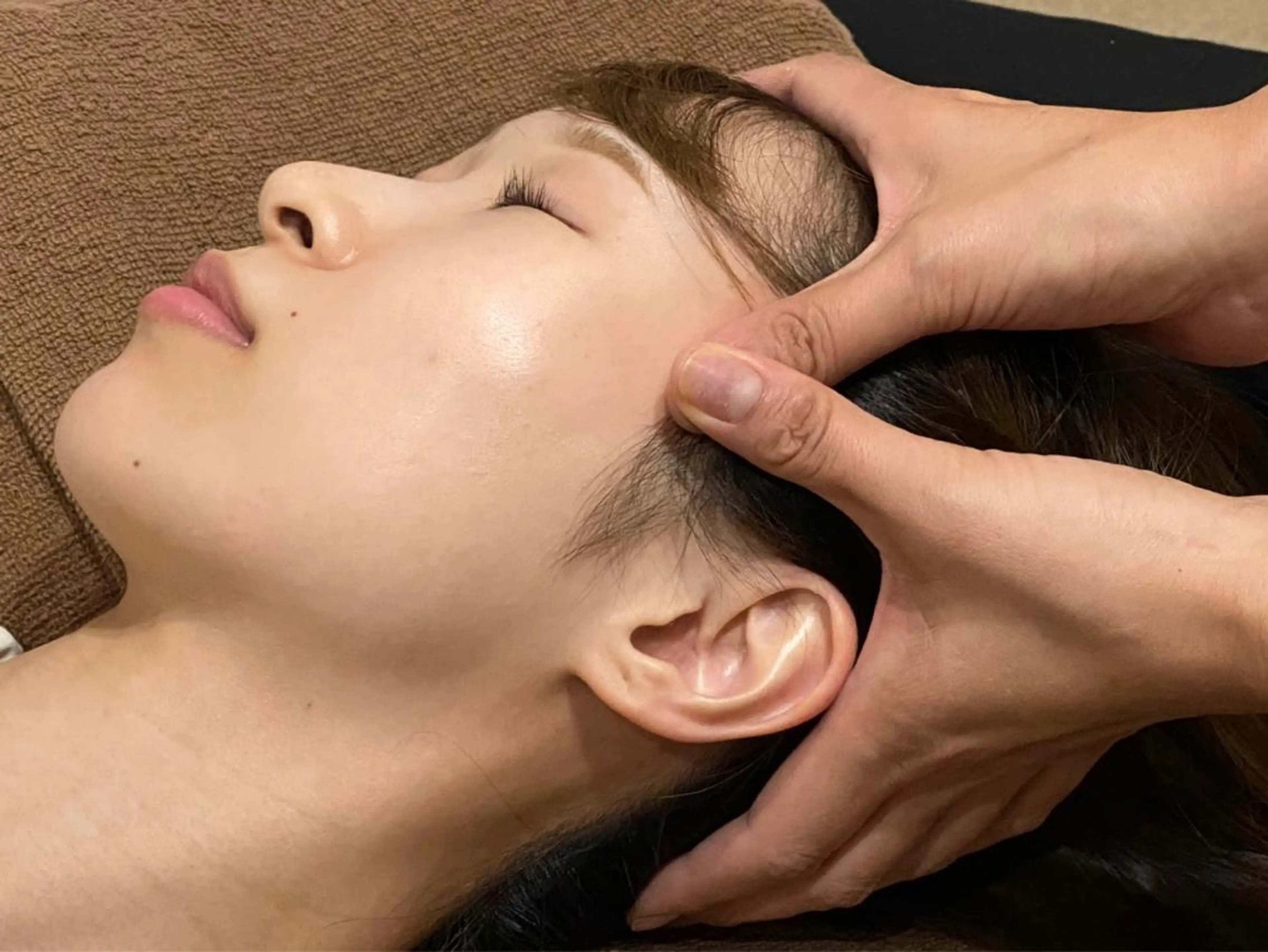 【浮腫み・たるみ・歪み】小顔矯正(ヘッドマッサージ付)の写真