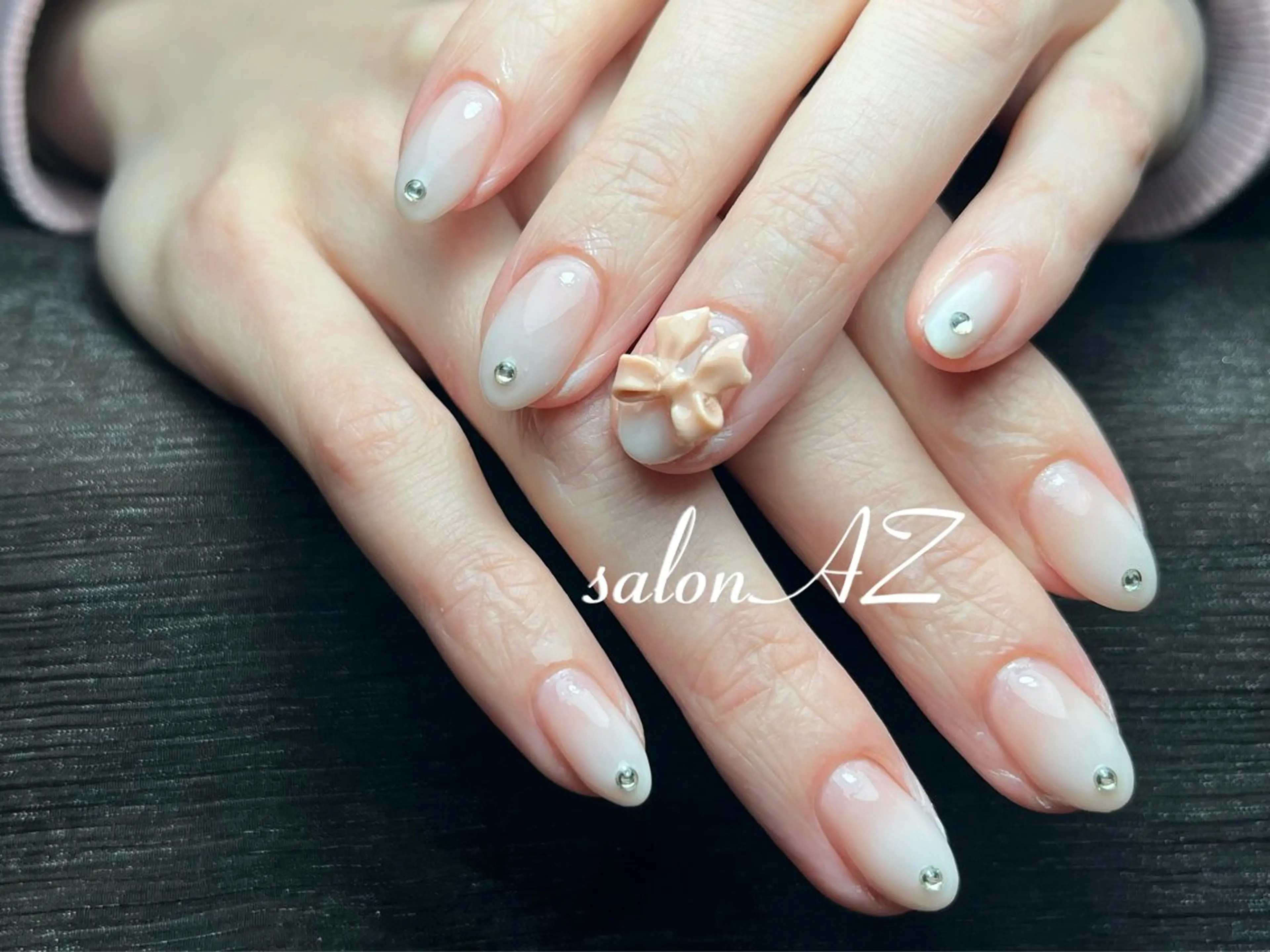 ネイル 長さ出し フットネイル フレンチネイル マグネットネイル ニュアンスネイル salon AZのネイルデザイン