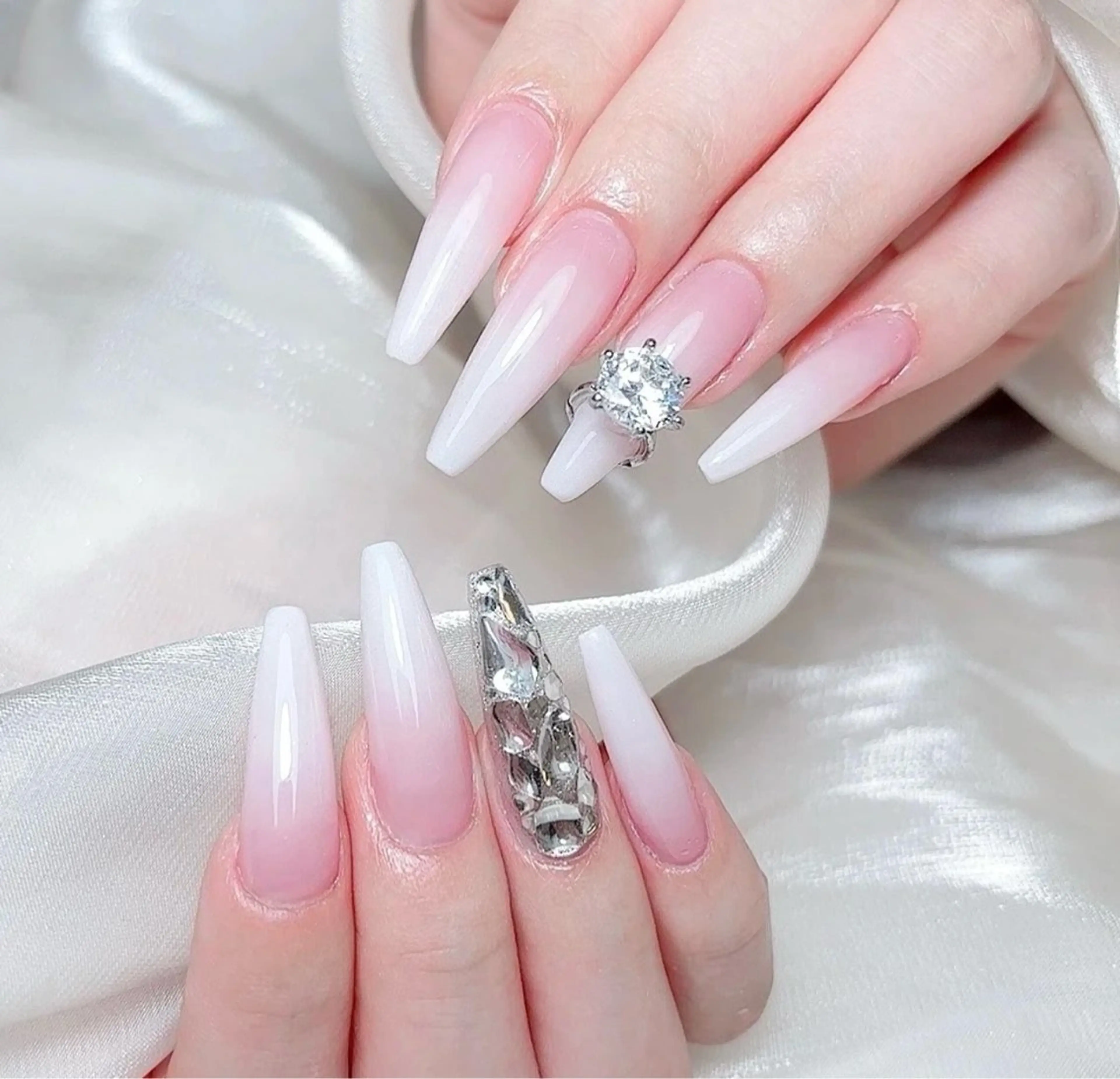 ネイル アートネイル オーロラネイル 長さ出し フラッシュネイル フットネイル ハンドネイル ╹◡╹Mimoミモ Eye&Nailのマツエク・マツパデザイン