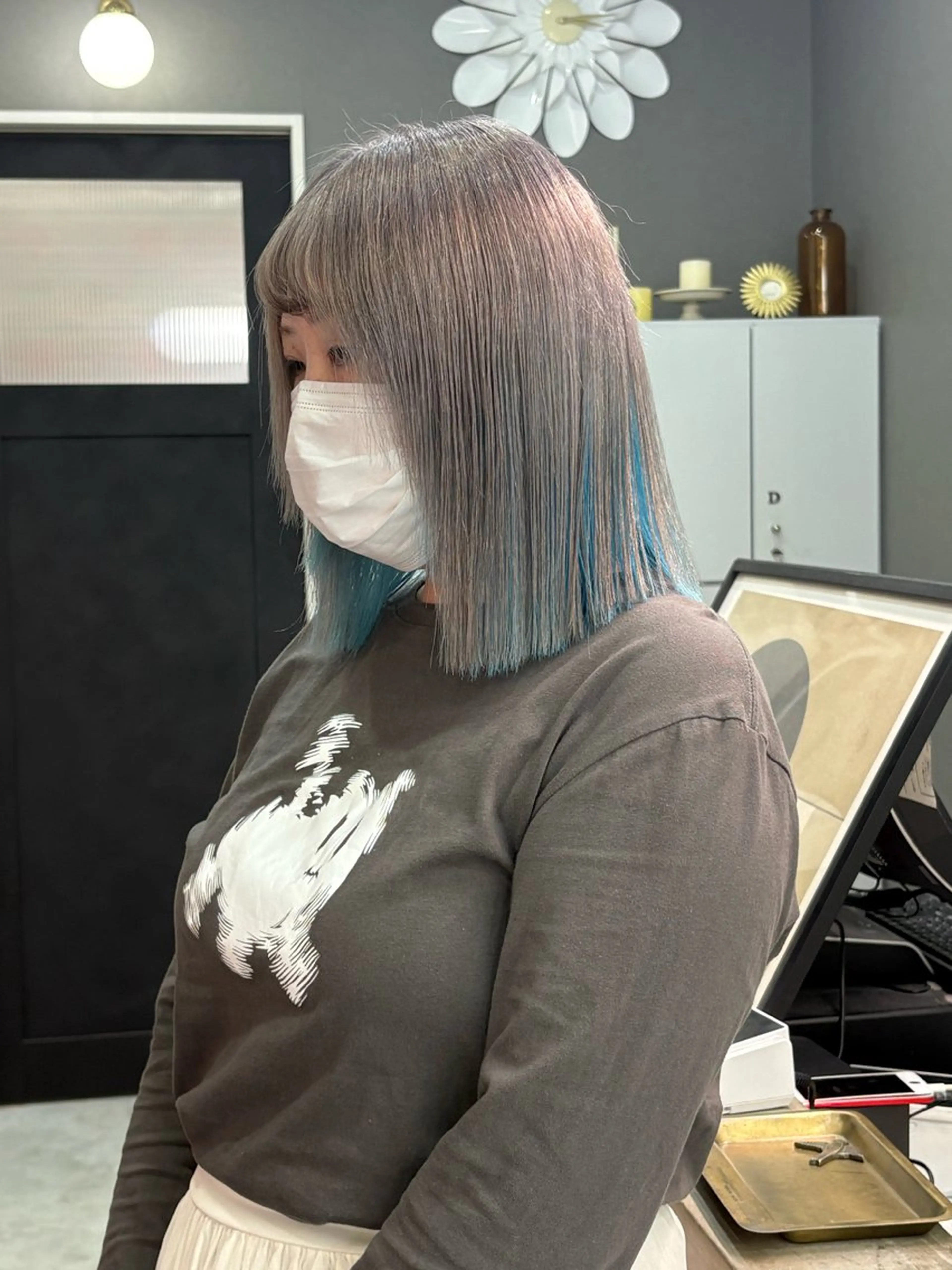 ケアブリーチ+オンカラー+デザイン+髪質改善トリートメントの写真