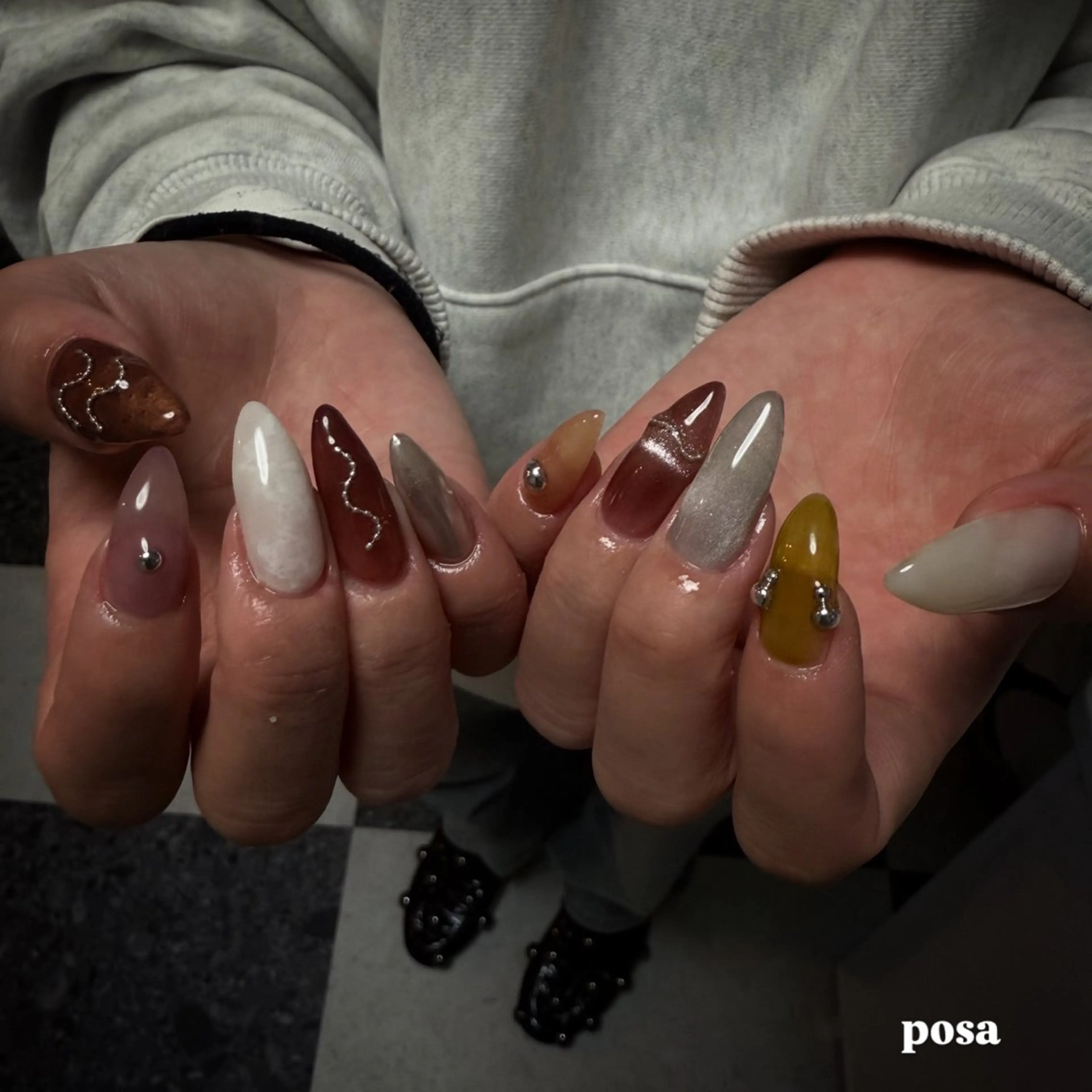 ネイル ニュアンスネイル シンプルネイル ハンドネイル posa nail モエミのネイルデザイン