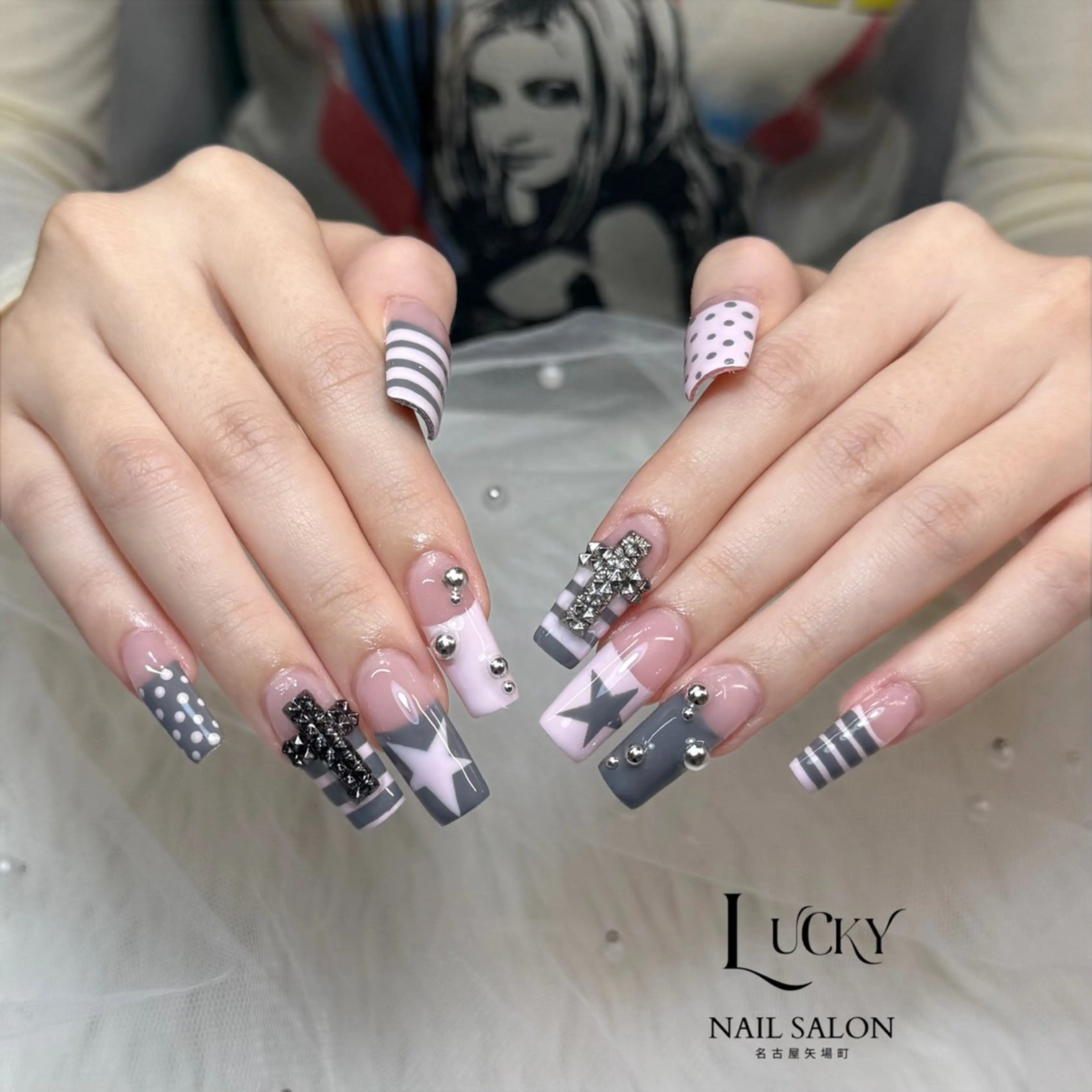 ネイル ハンドネイル Lucky Nail Salonのネイルデザイン