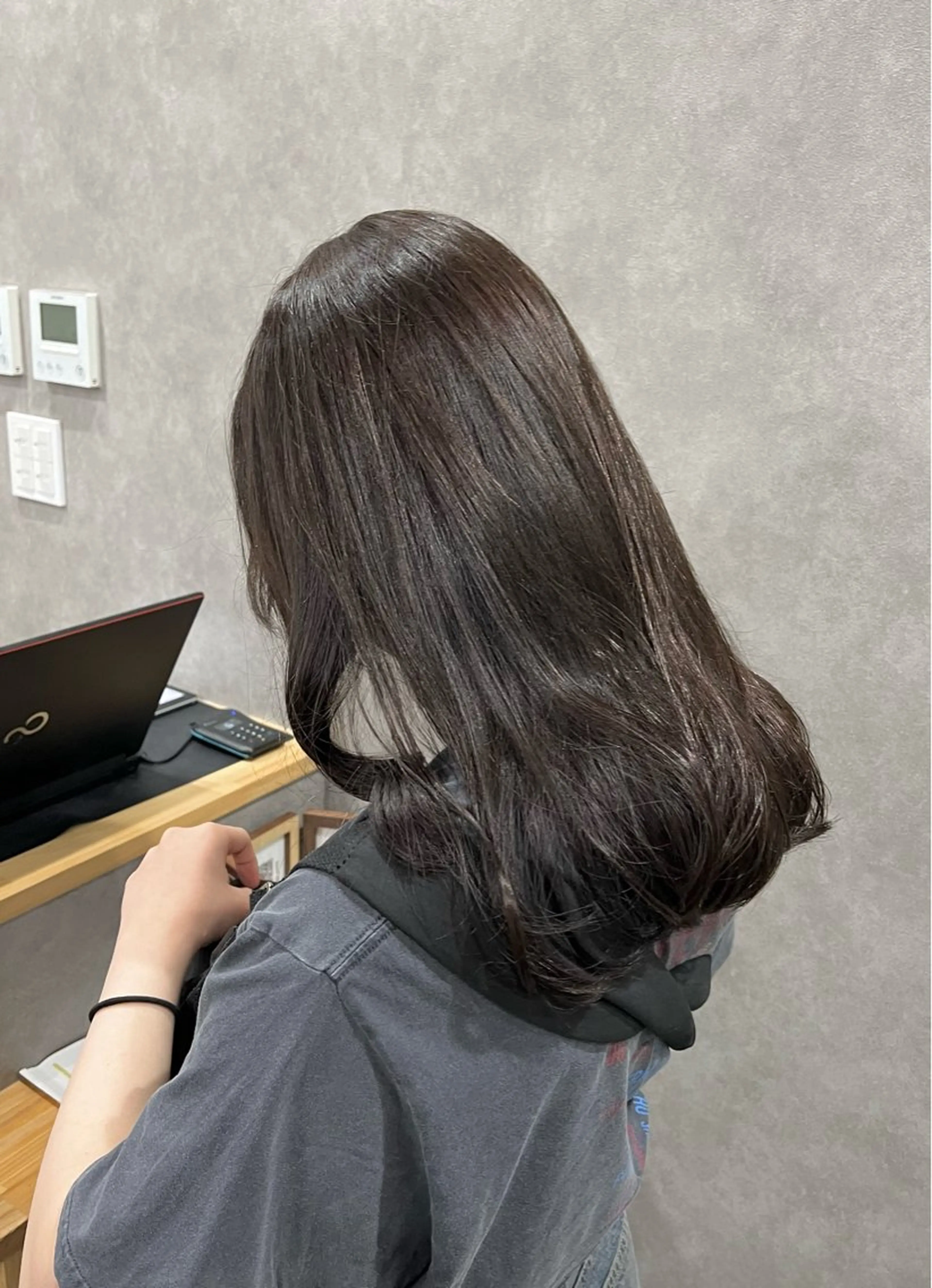 セミロング カラー ダークグレー ダークグレージュ グレージュ カット ヘアカラー トリートメント 🎀🕊RION 🩰のヘアスタイル