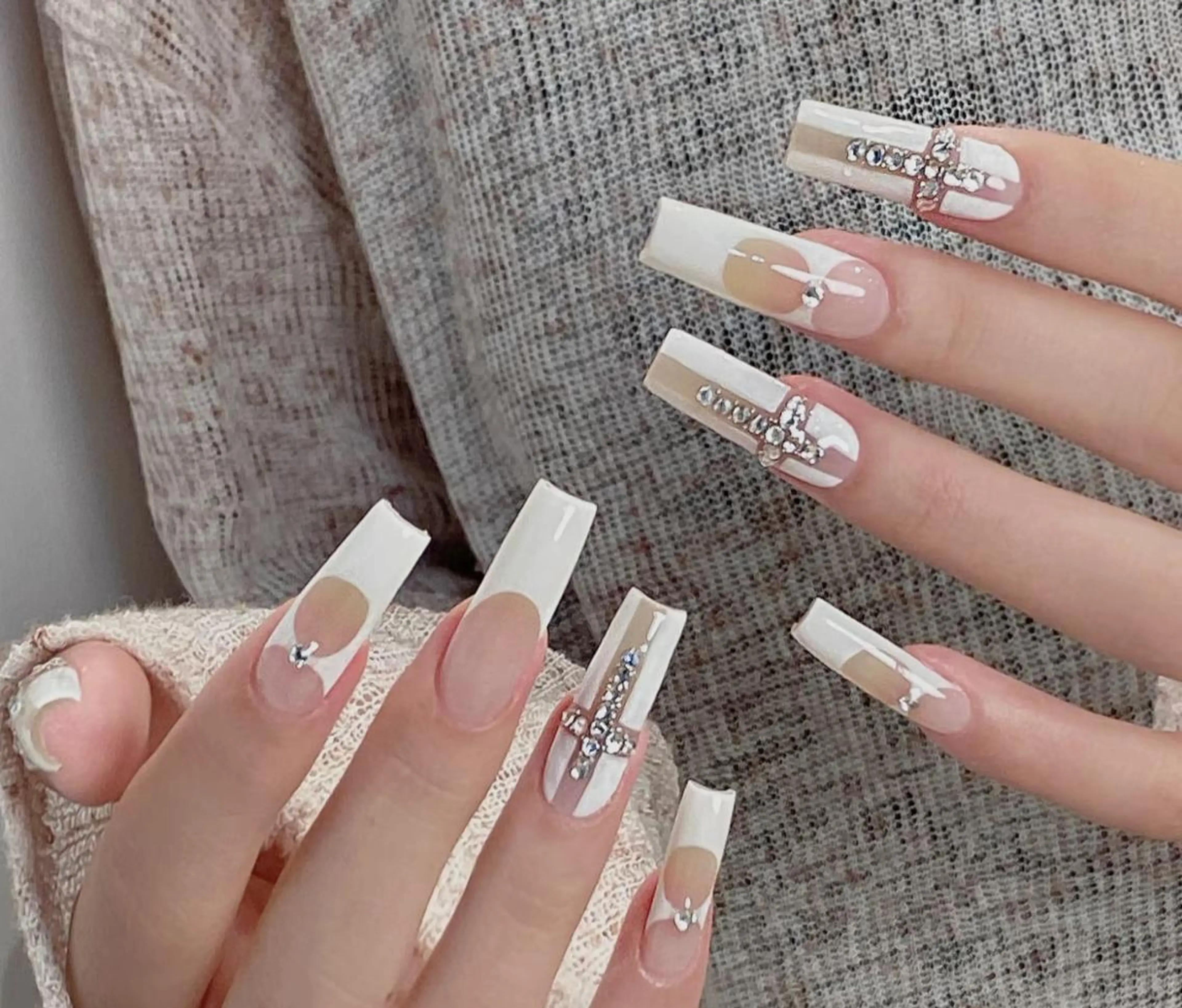 ネイル ハンドネイル ハンドケア 🍑 momo_nailのネイルデザイン