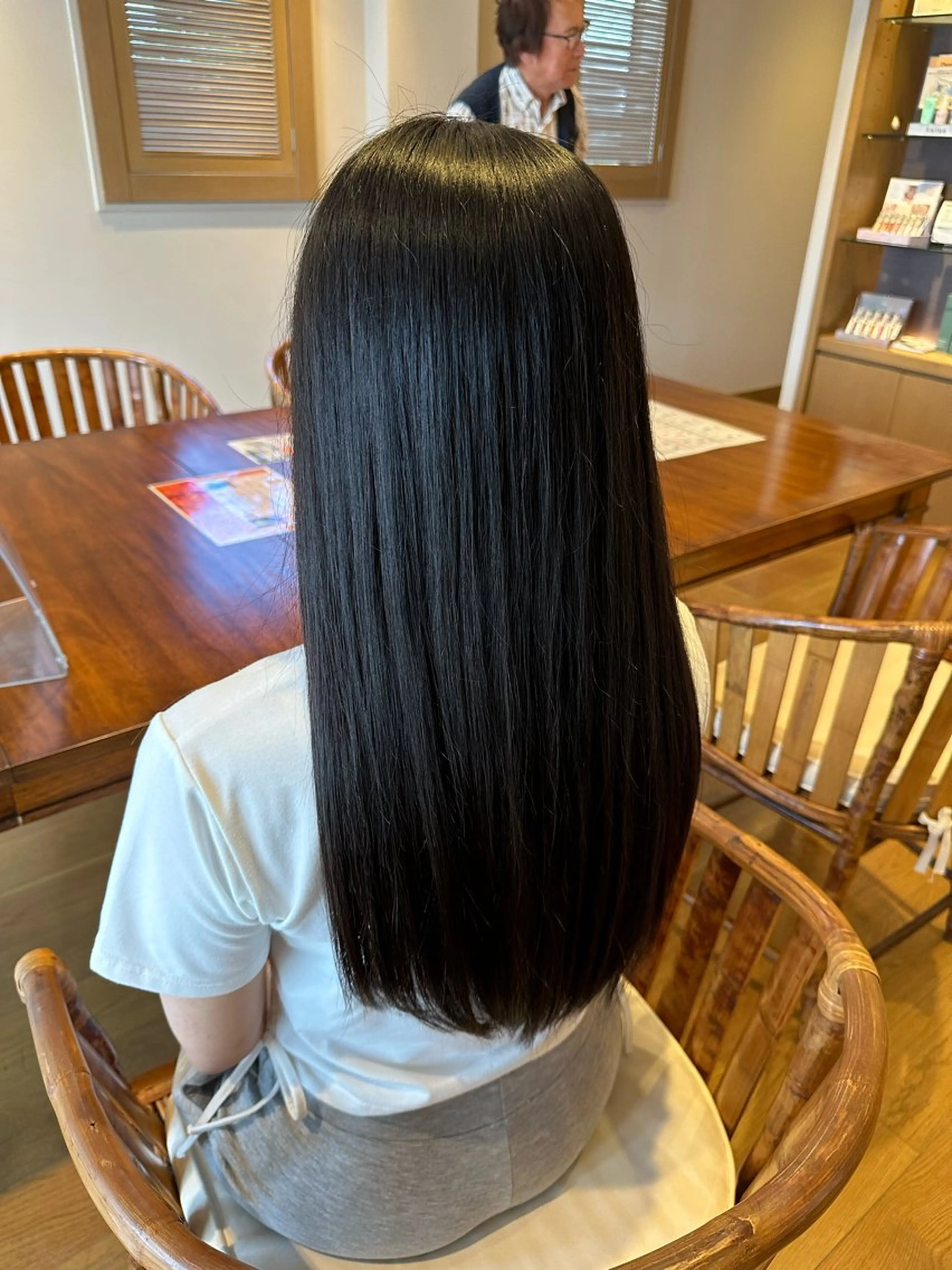 ロング ショートボブ ボブ くびれヘア 顔まわりレイヤー 顔周りカット 韓国風ﾊﾟｰﾏ❁﻿ fu-ka❁艶ｶﾗｰのヘアスタイル