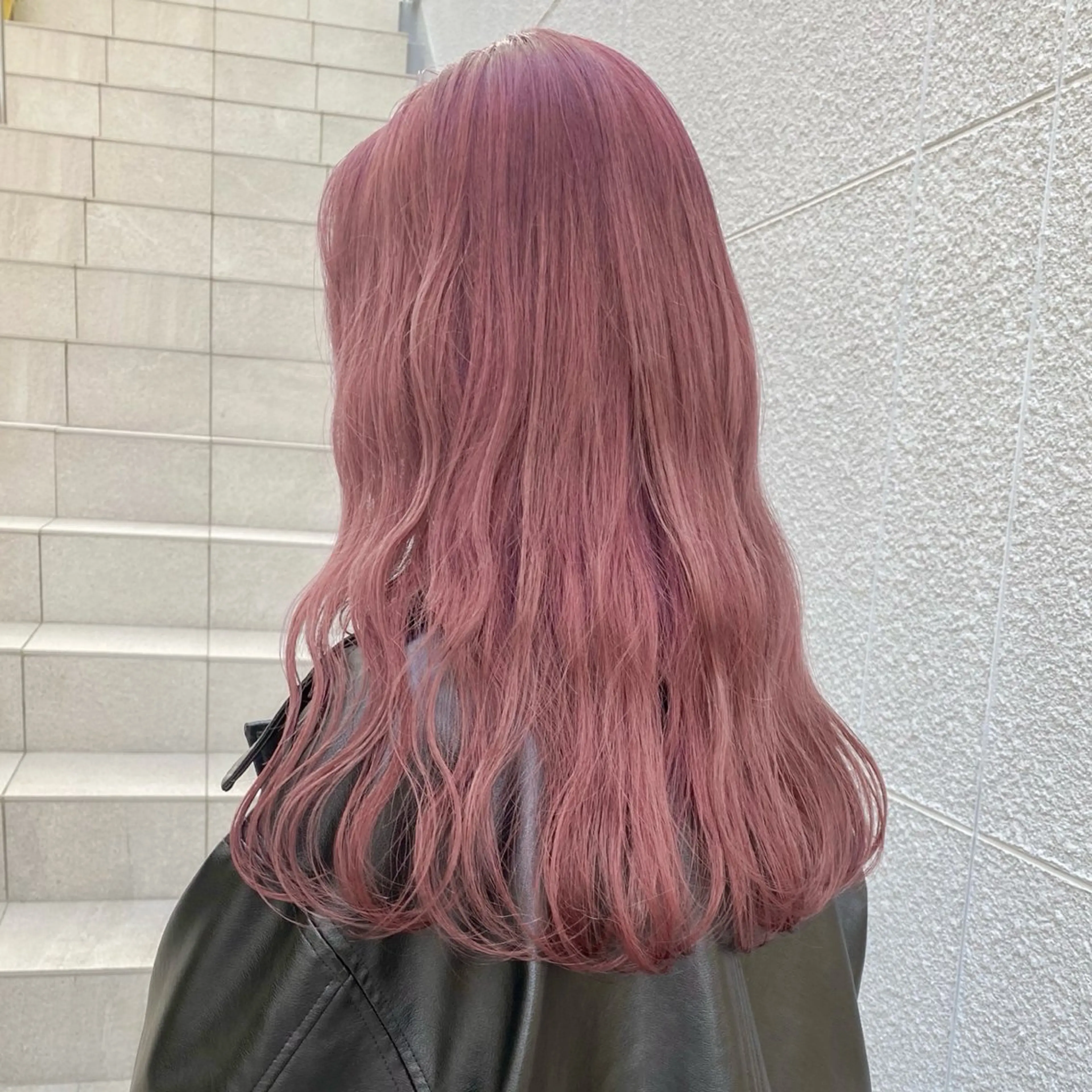 ロング カラー ヘアアレンジ ヘアカラー トリートメント 🎀淡色×ブリーチ/ ベージュ✨RINOのヘアスタイル