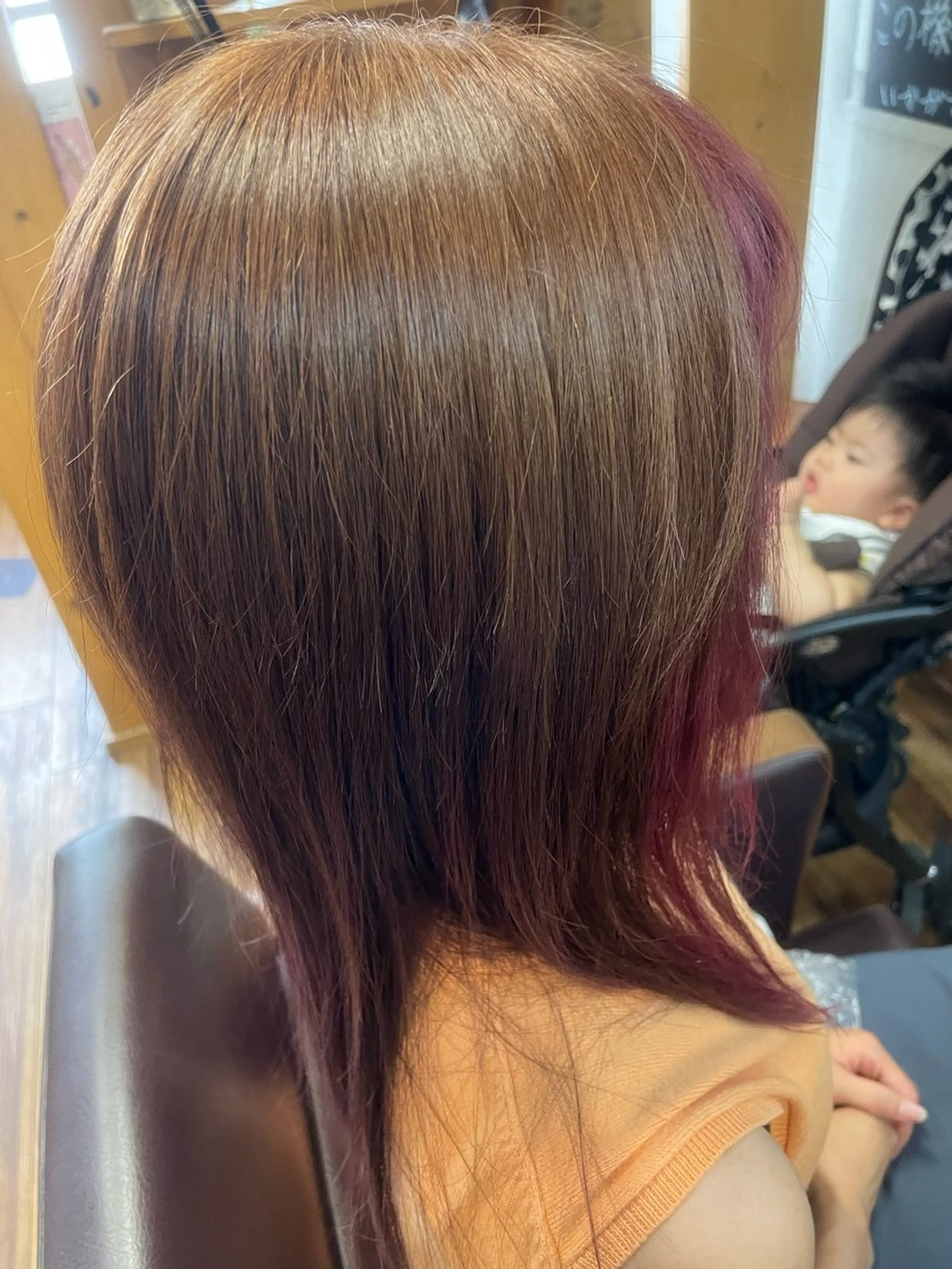 カラー ブリーチ バイオレットカラー 後藤 健史のヘアスタイル