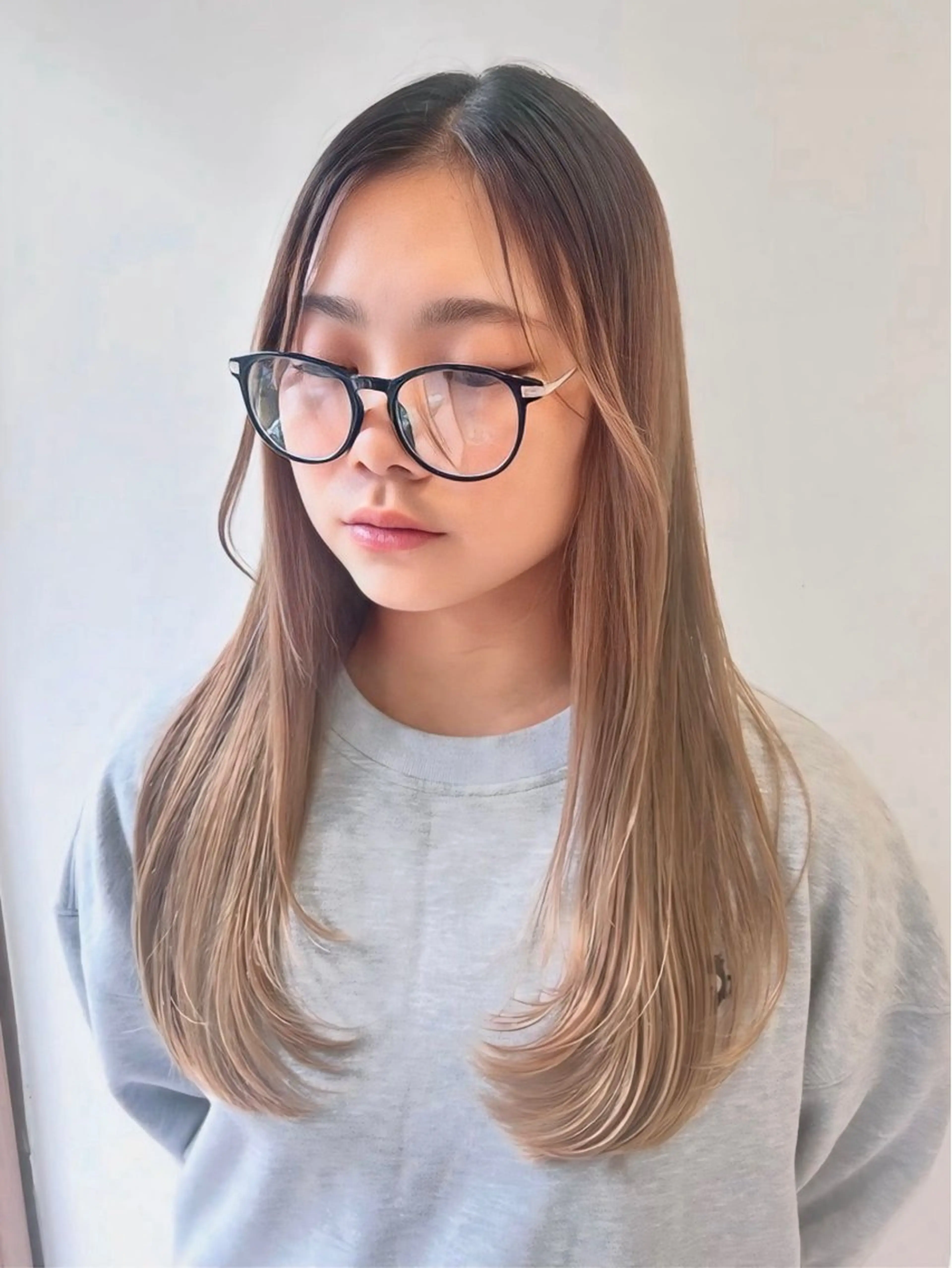 ロング レイヤーカット ローレイヤー カット トリートメント レイヤーカット⛓ hina🩶のヘアスタイル