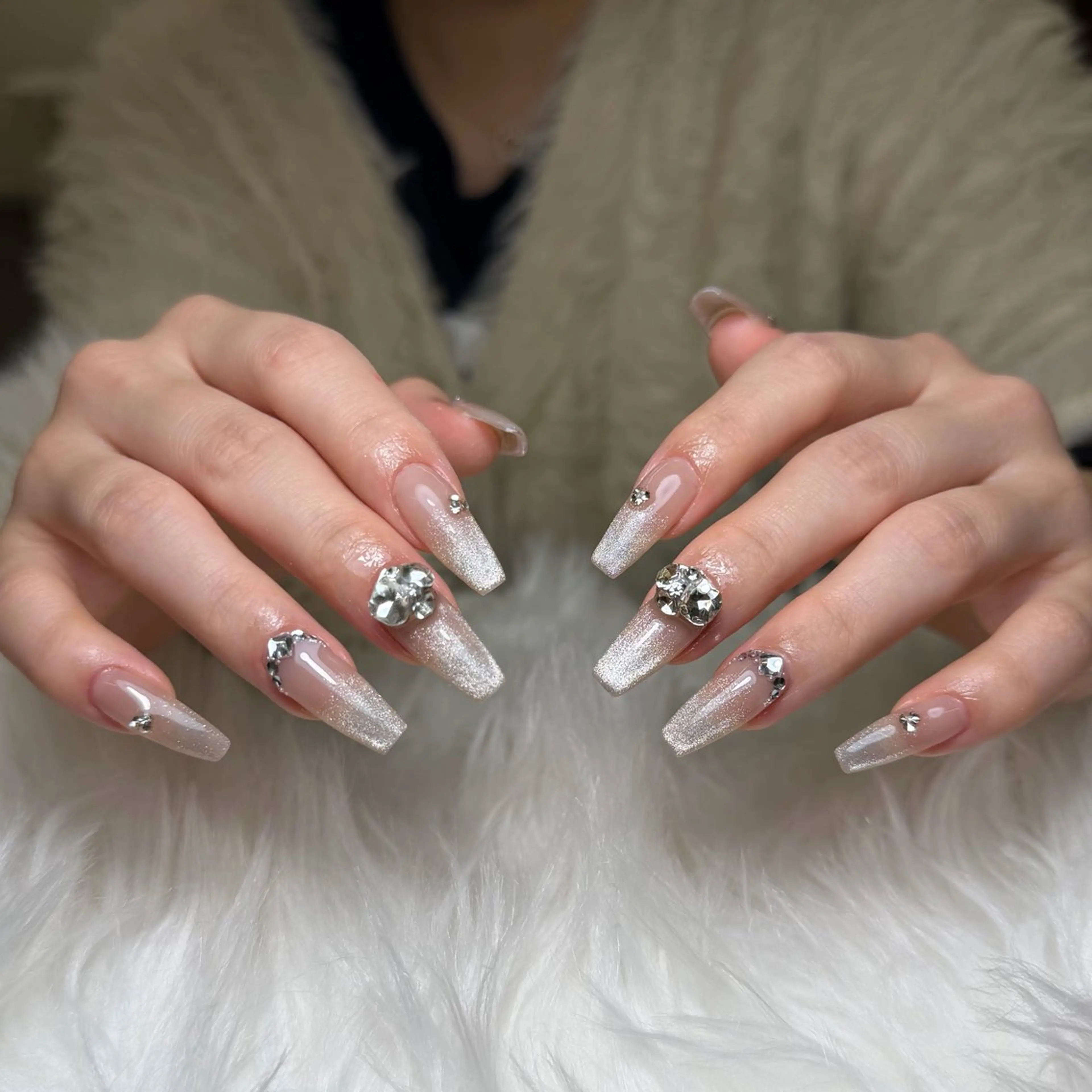 ネイル 韓国ネイル 持ち込み ニュアンスネイル ワンホンネイル ハンドネイル Mio Nailのネイルデザイン