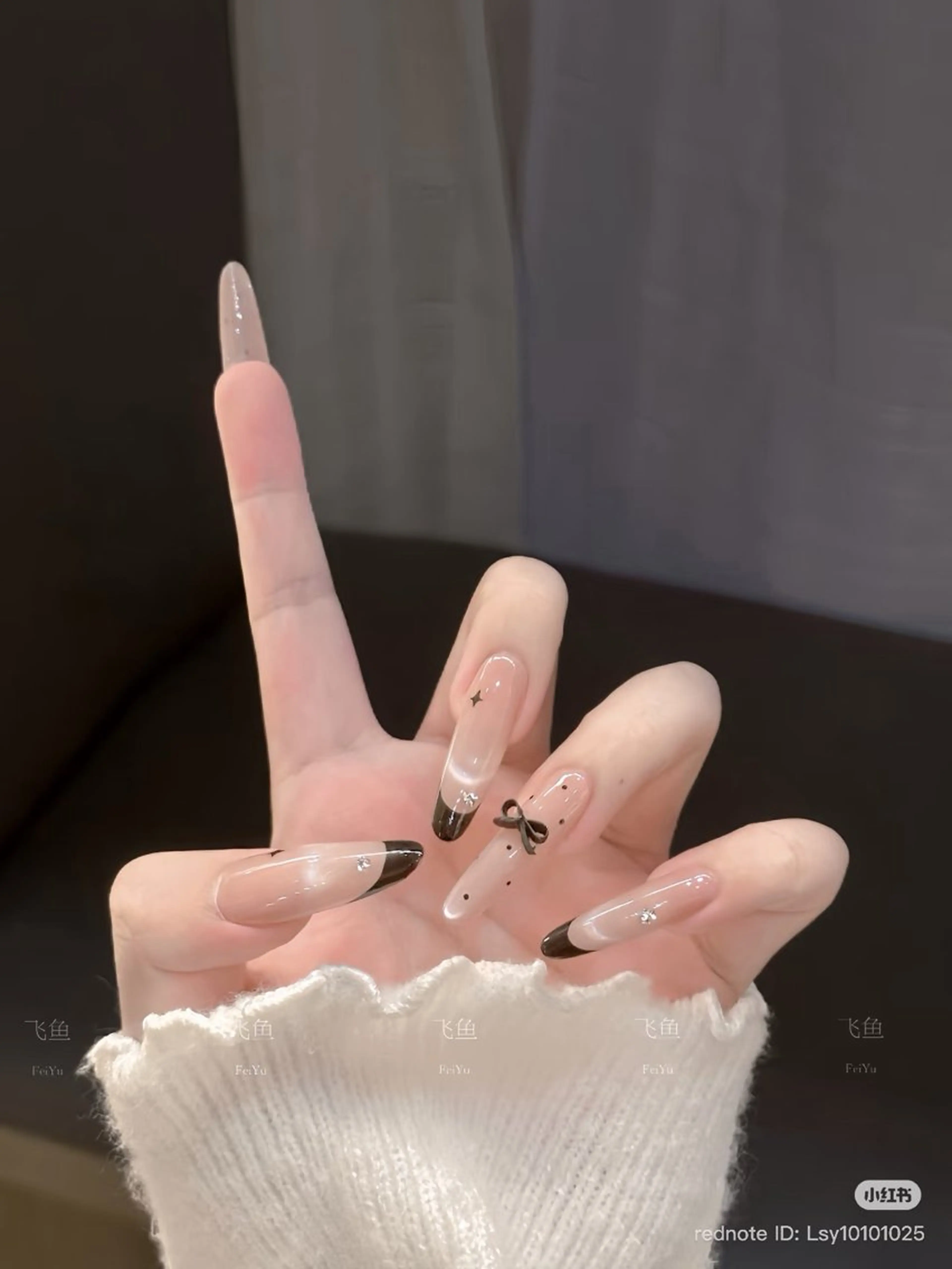 ネイル フレンチネイル キラキラネイル 韓国ネイル シンプルネイル ワンホンネイル ハンドネイル MEI Nailのネイルデザイン