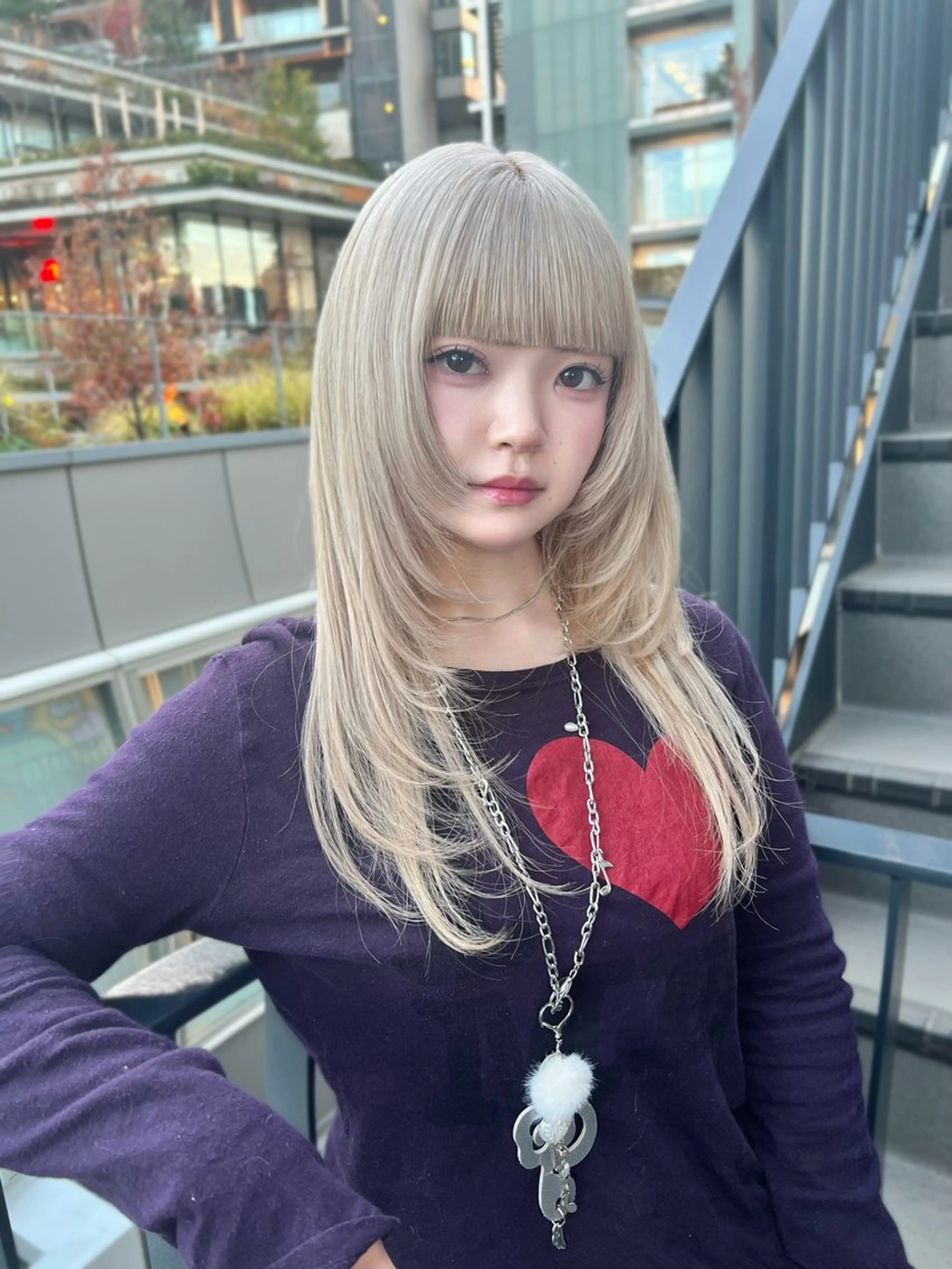 ロング ヘアカラー 山口 真世のヘアスタイル