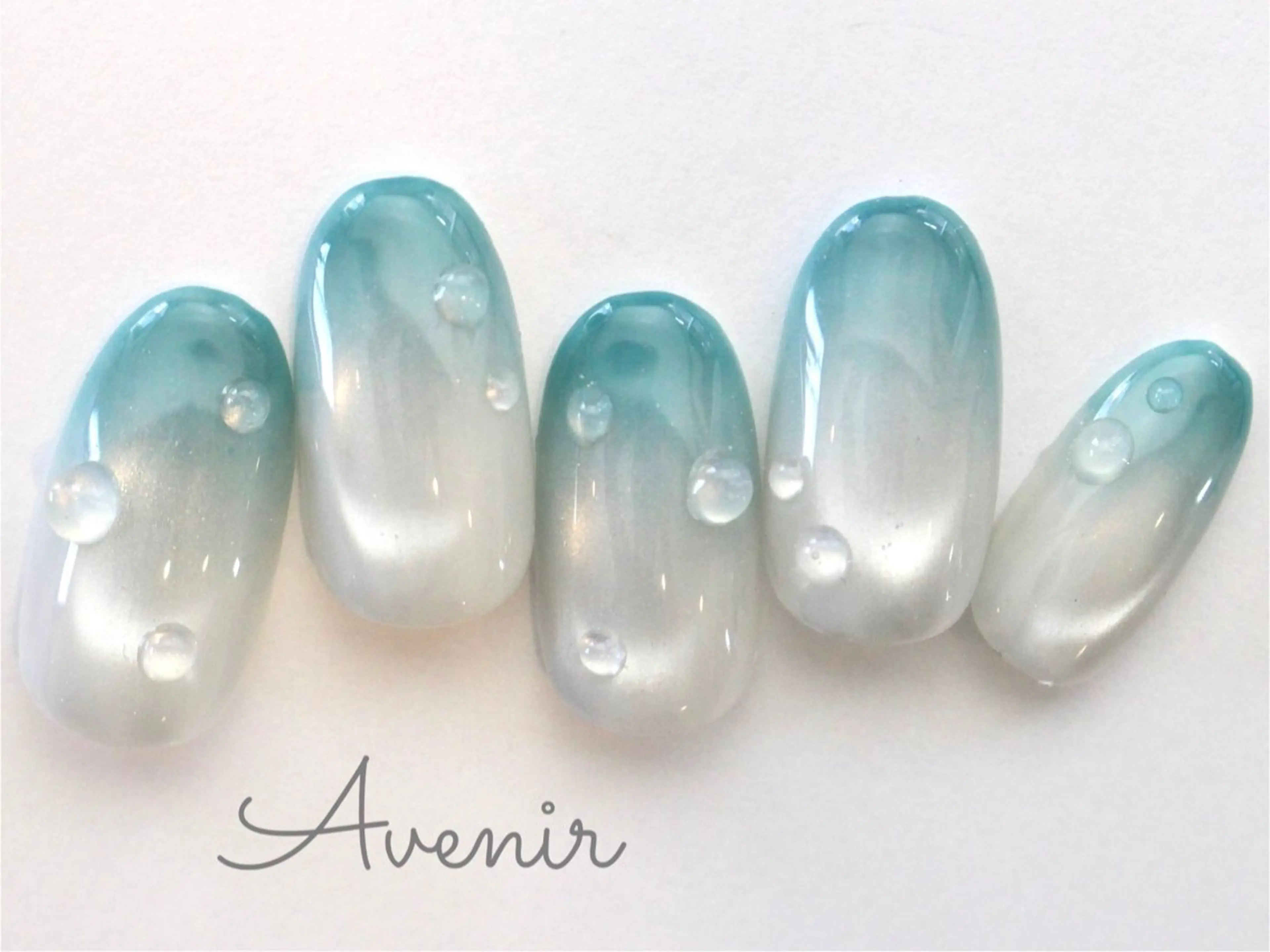 ネイル ハンドネイル Avenir 表参道 nail＆eye予約のネイルデザイン