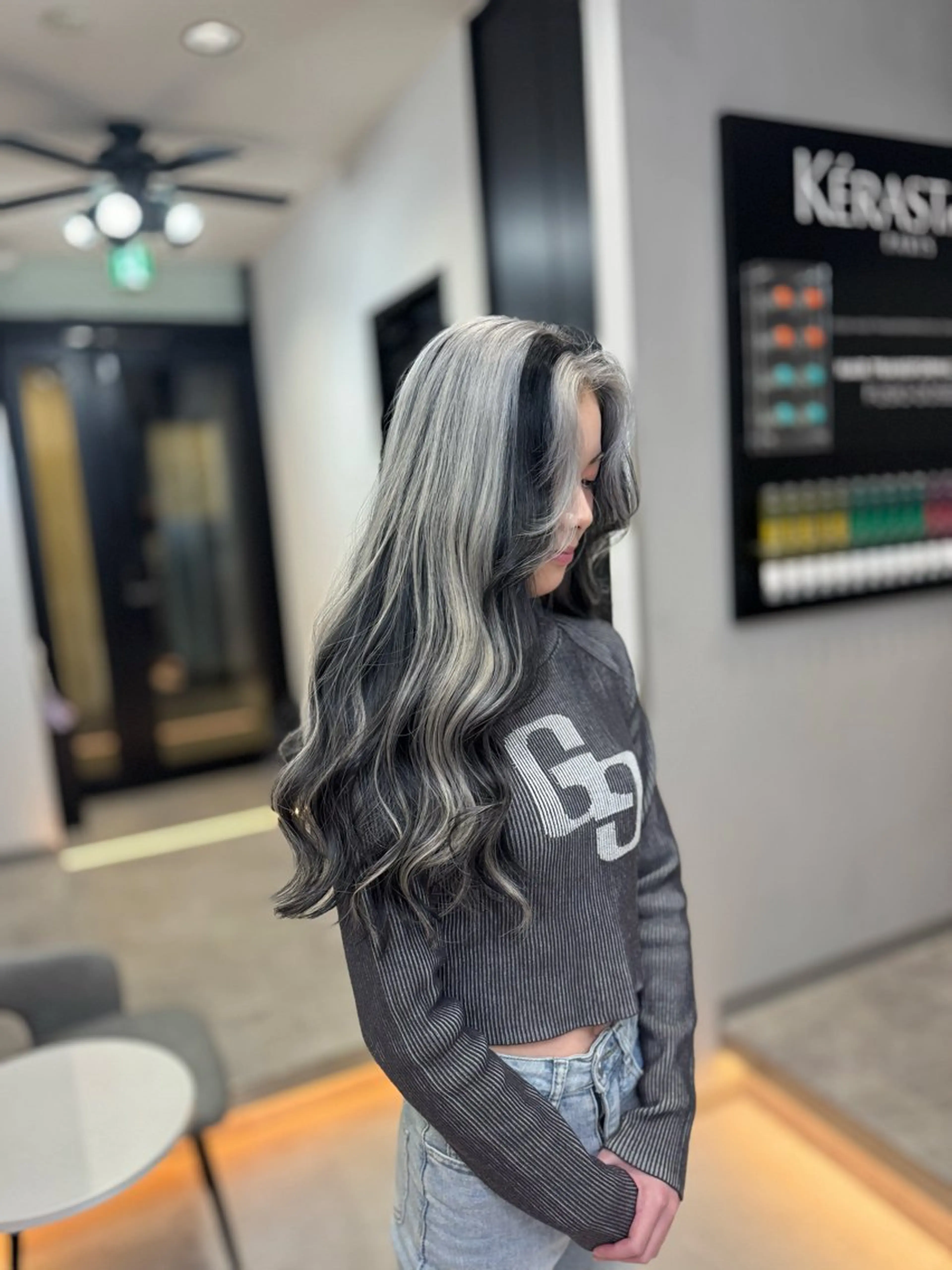 ロング カラー ヘアカラー ギャルの女神/ Shionのヘアスタイル