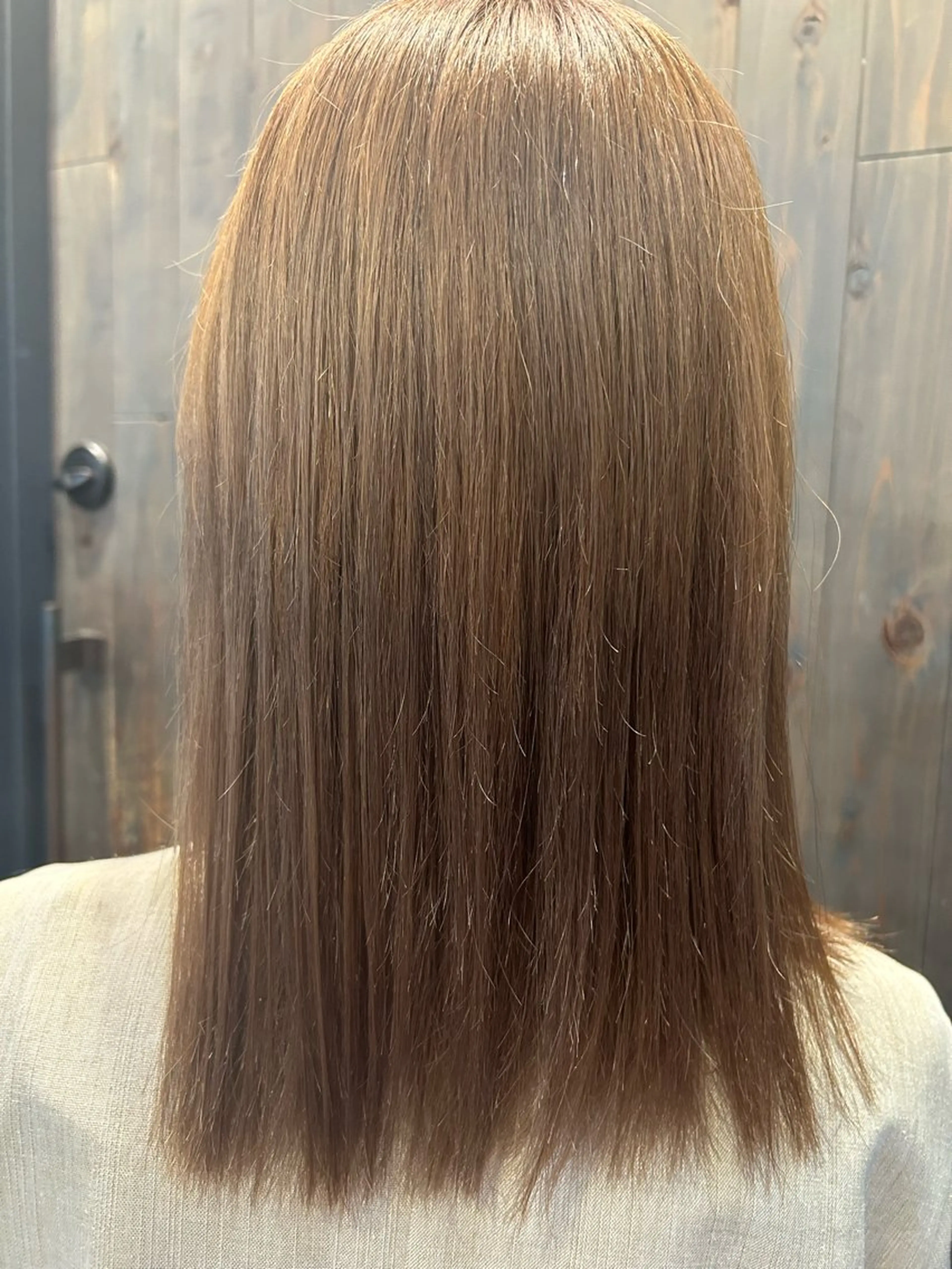 ミディアム カラー 工藤 希のヘアスタイル