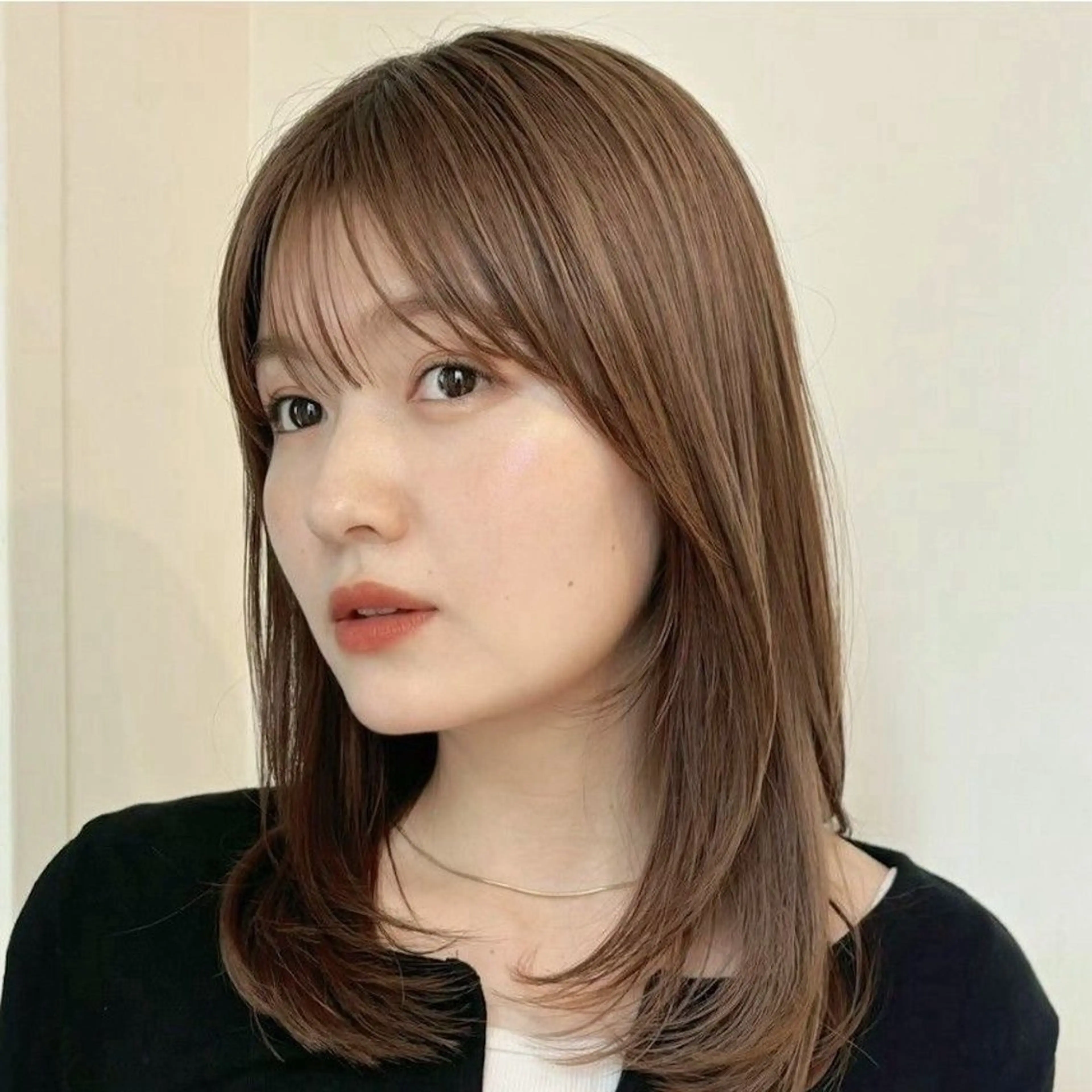 ミディアム カット無料内田 海香のヘアスタイル