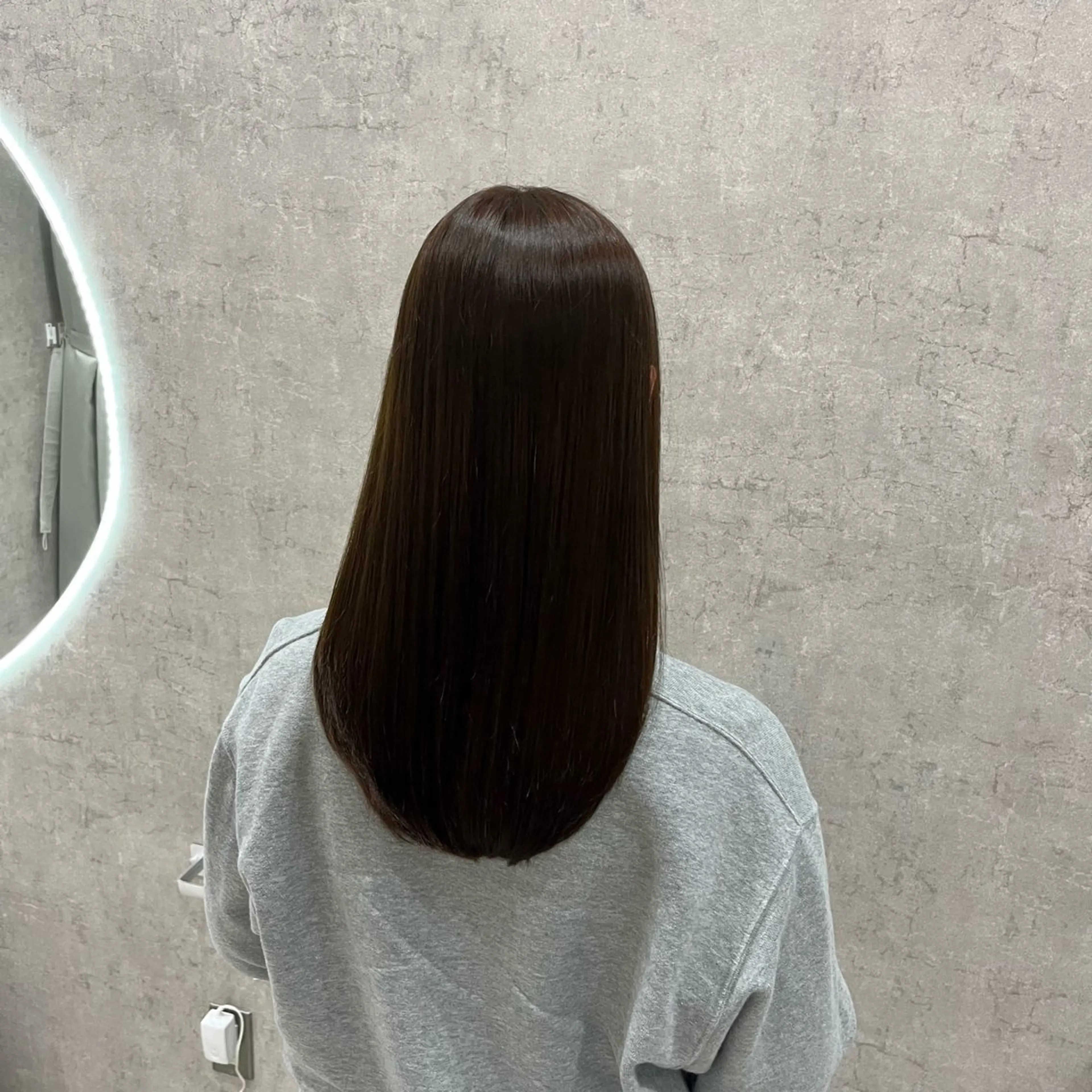 セミロング カラー 中島 日菜のヘアスタイル