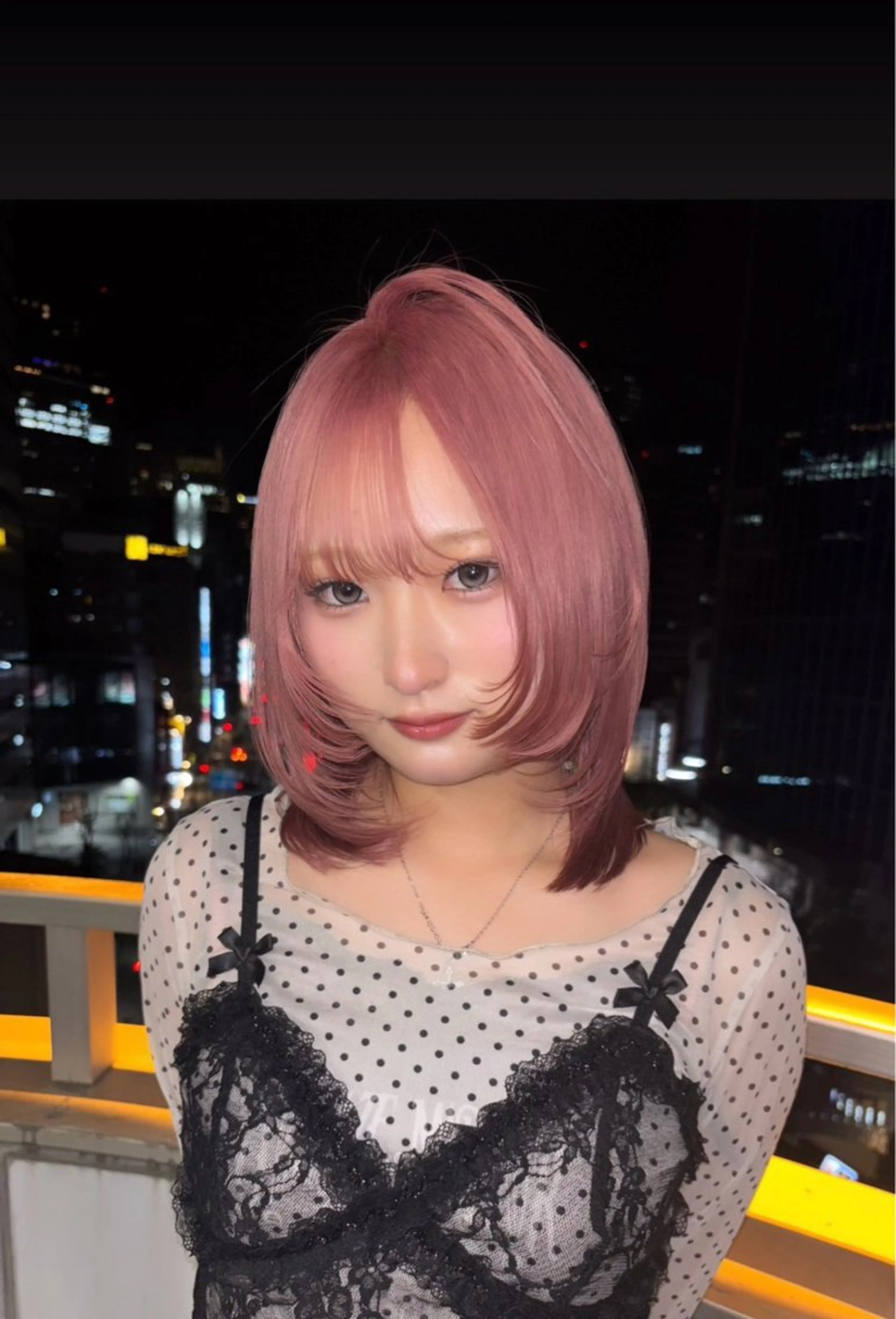 ミディアム ヘアカラー 艶ハイトーン/ ブリーチ/梅田のヘアスタイル