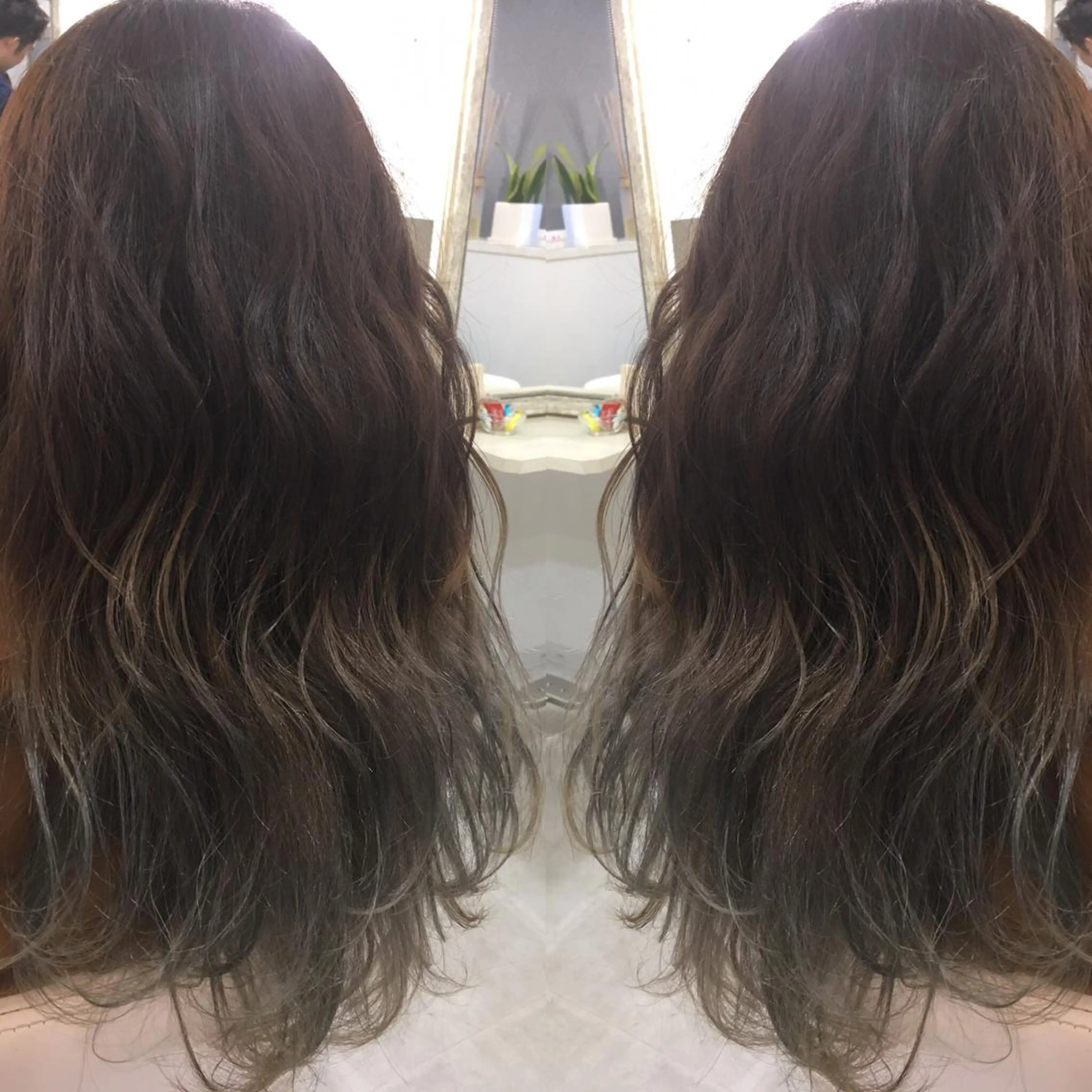 セミロング ロング カラー 髪質改善 中川　翔のヘアスタイル