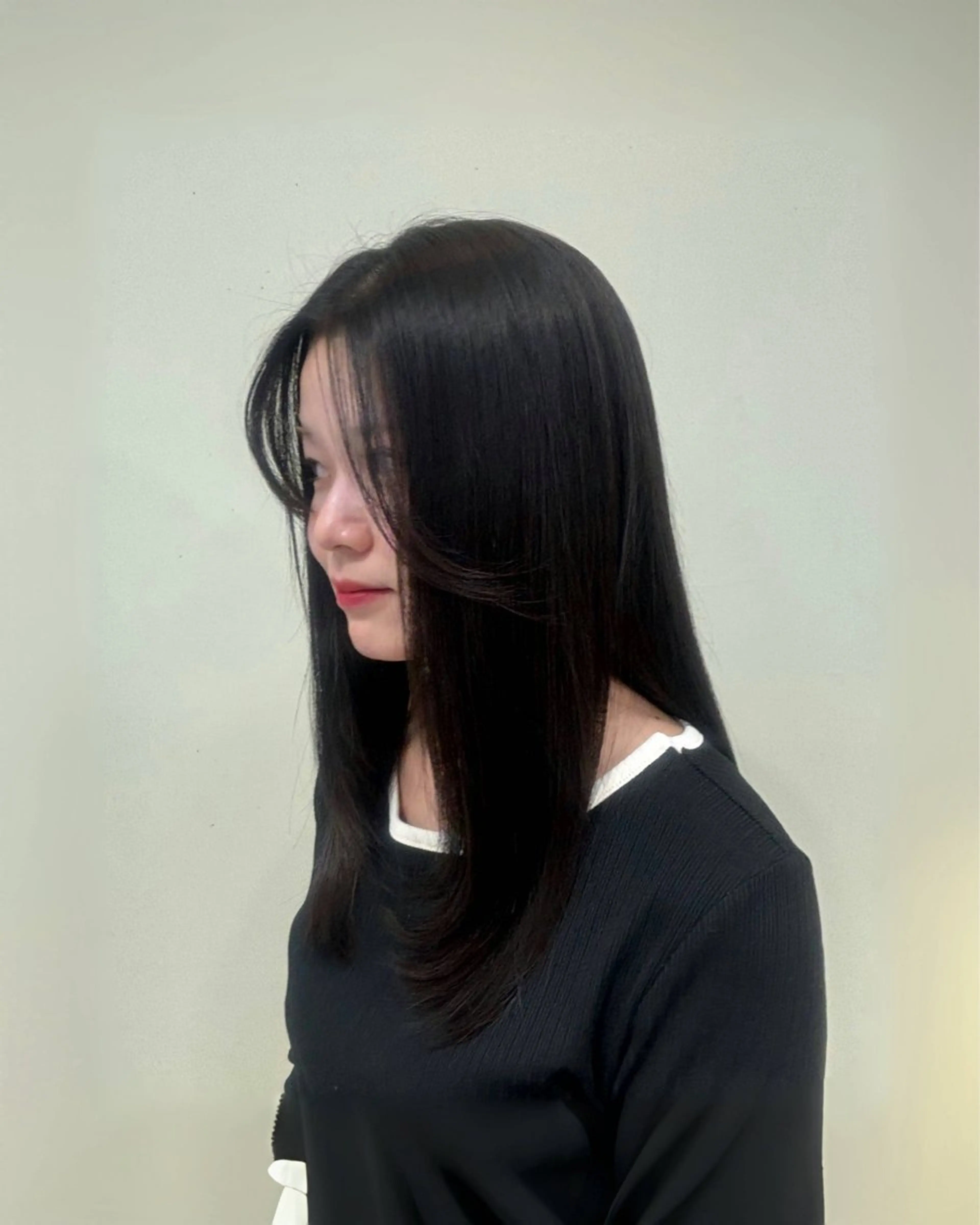 ロング 顔周りカット レイヤーカット 小顔カット 綺麗め/ トレンドヘア/みずはのヘアスタイル