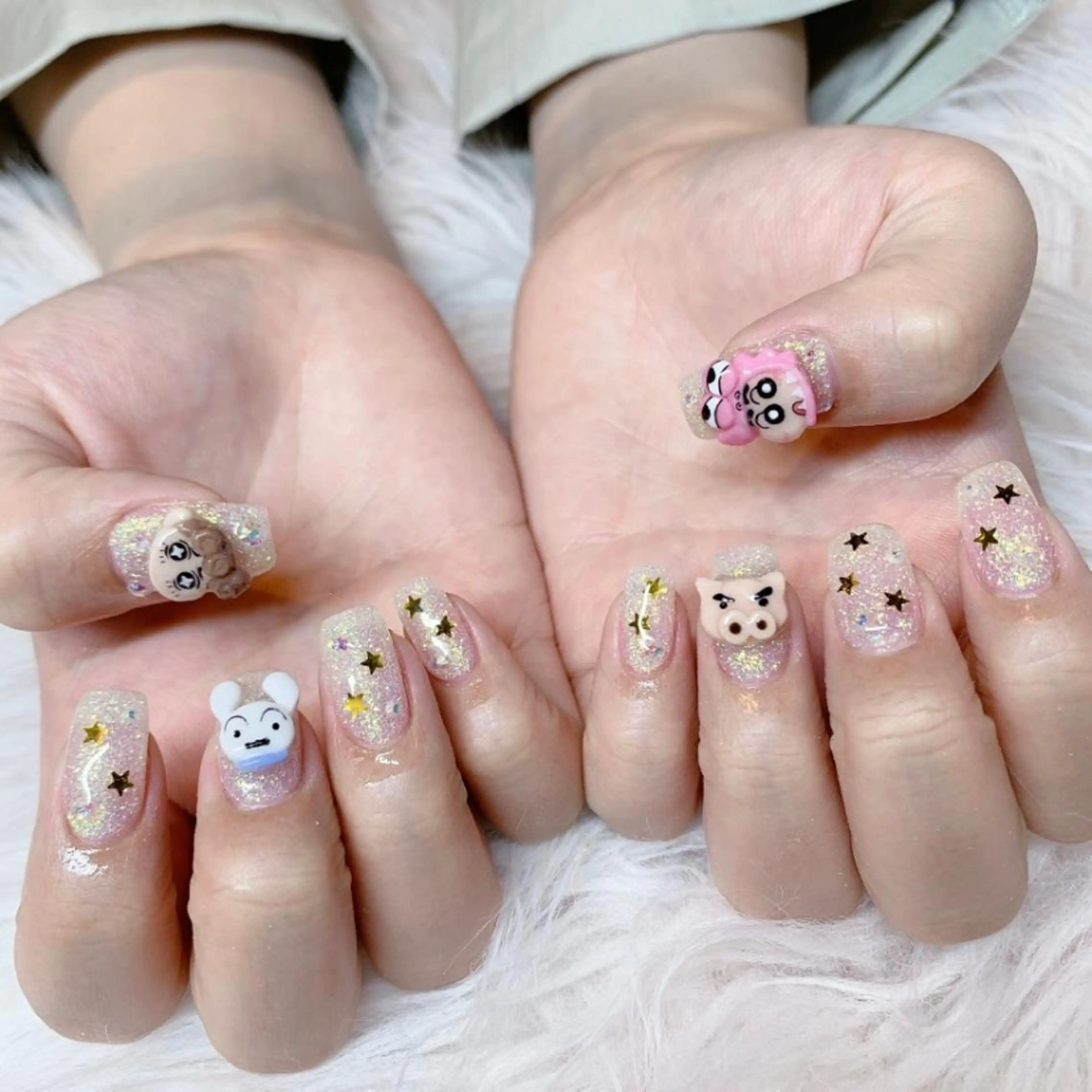 ネイル 山本 志乃美のネイルデザイン