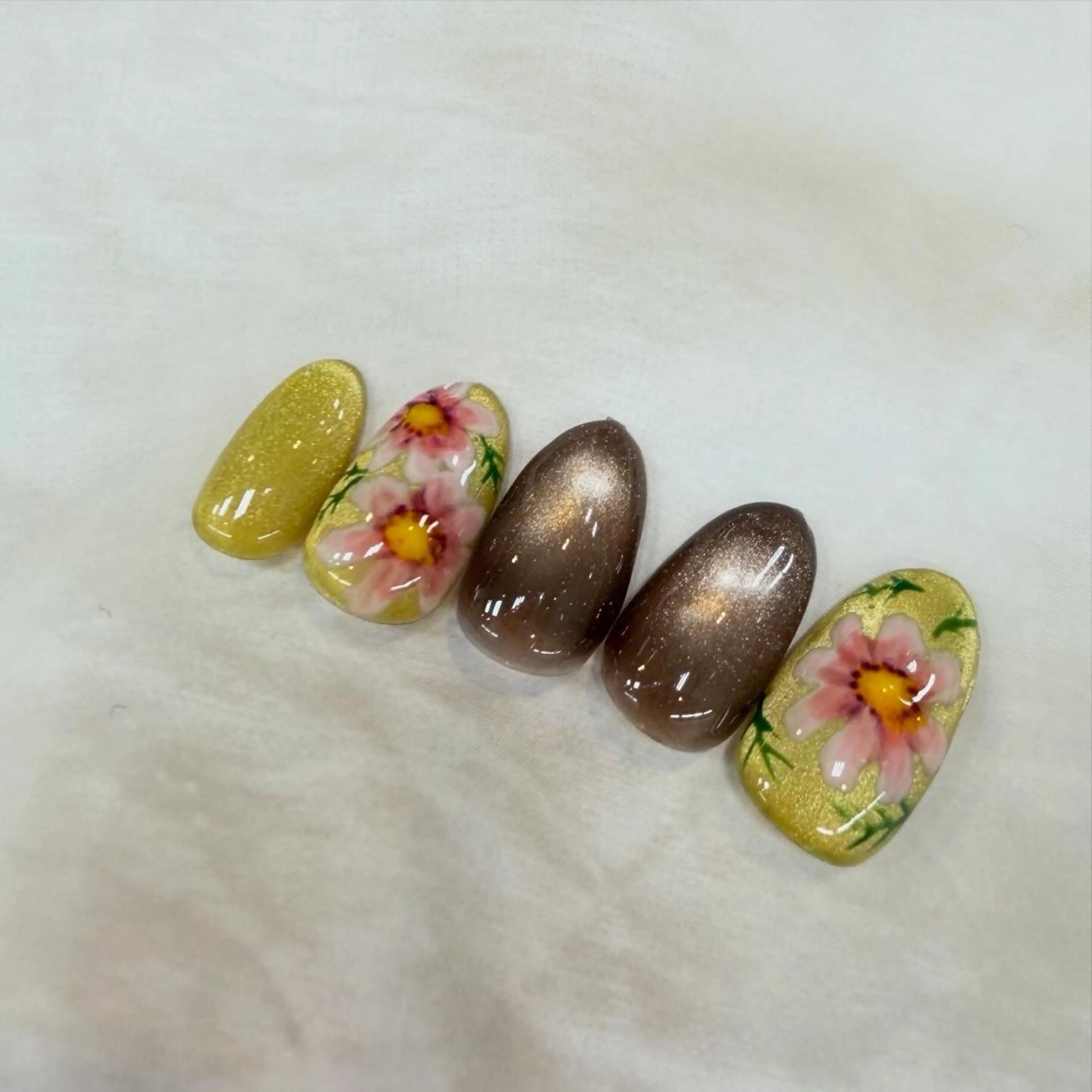 ネイル 重永 夏南のネイルデザイン