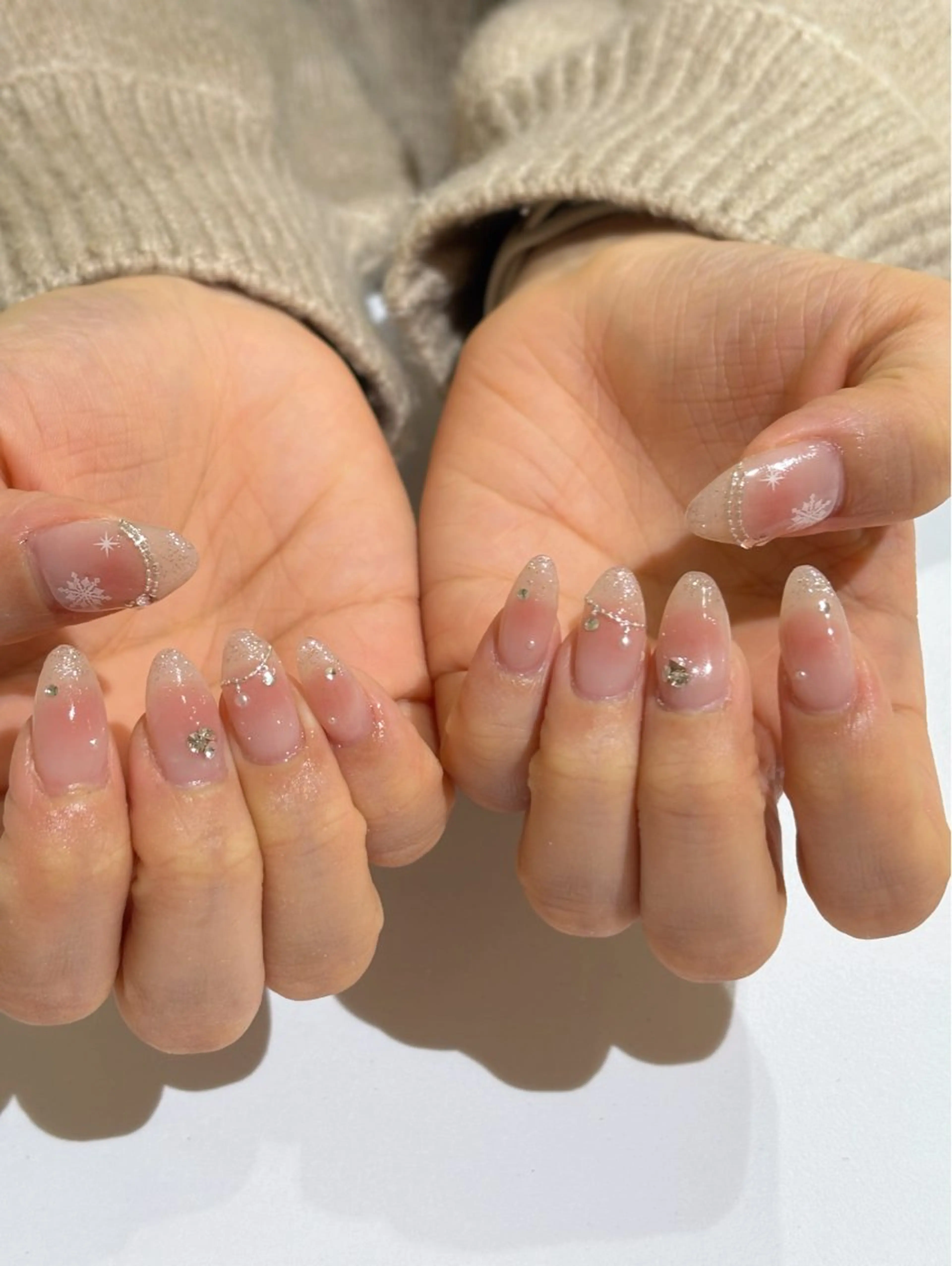 ネイル ハンドネイル REINA .のネイルデザイン