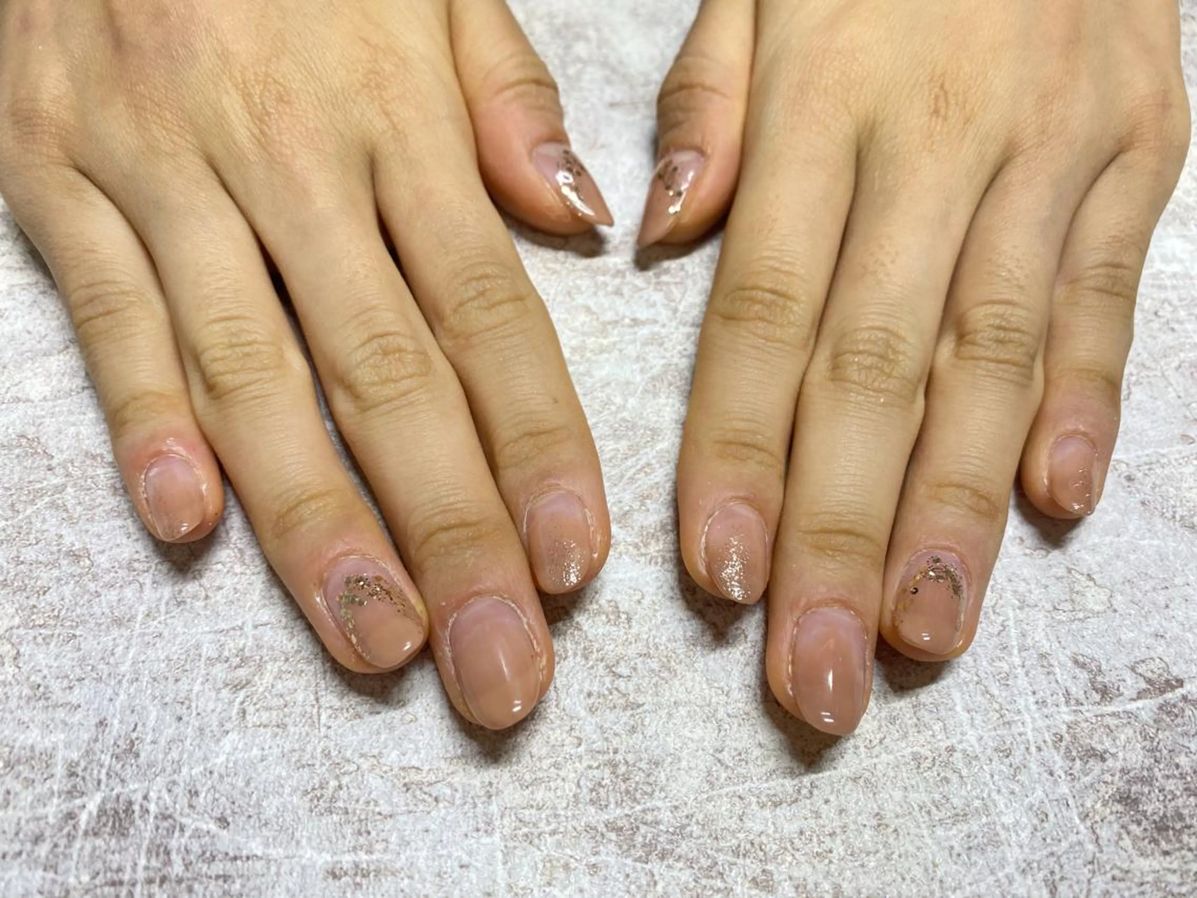 ネイル mogunail &blowのネイルデザイン
