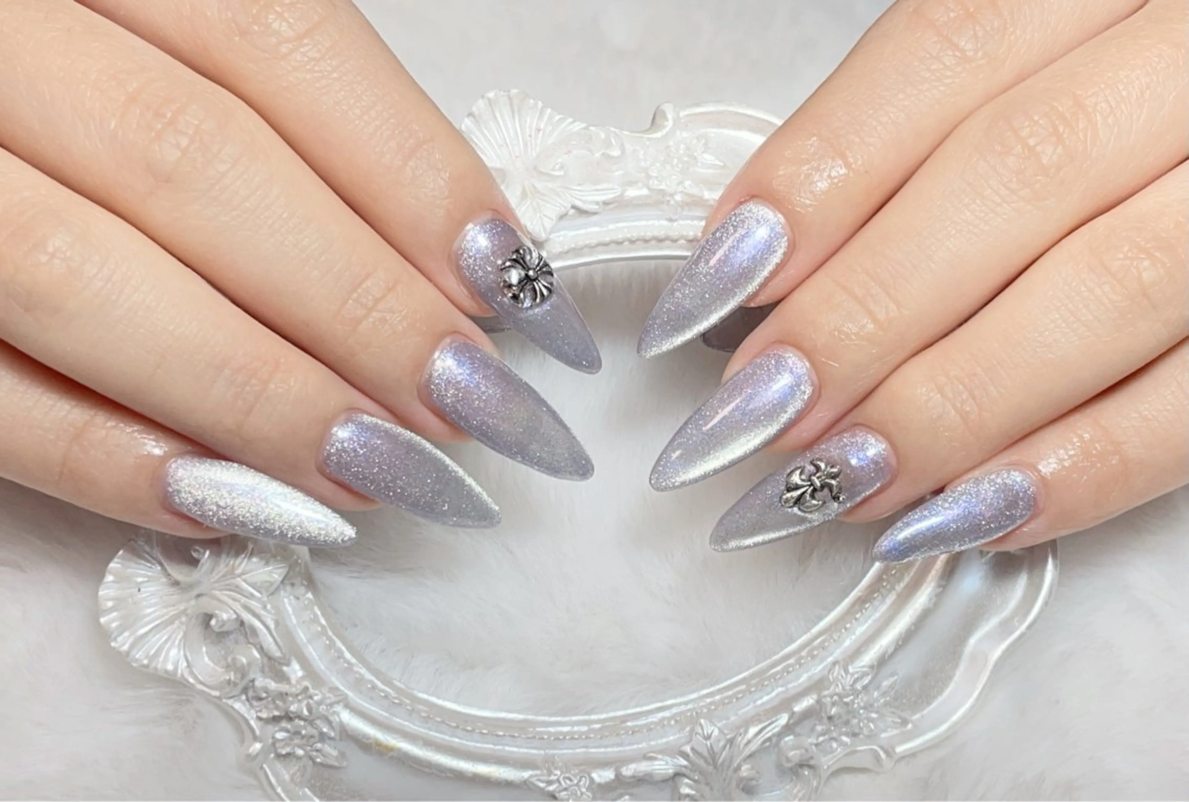 ネイル B·U Nail大宮 長さだし専門店のネイルデザイン