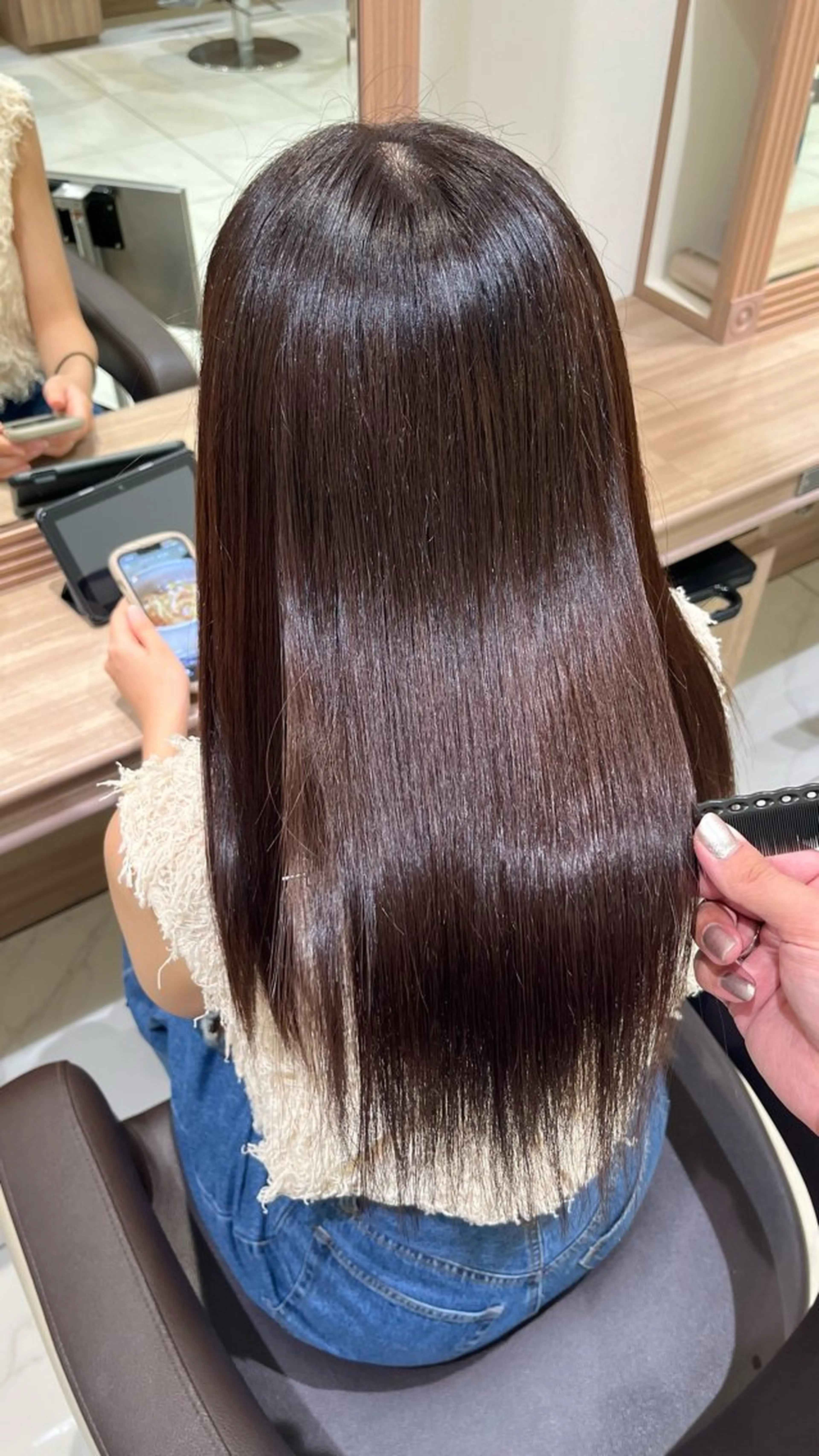 セミロング カラー 髪質改善 トリートメント カット ヘアカラー 【メンズパーマ✨️ 髪質改善矯正】岩城のヘアスタイル