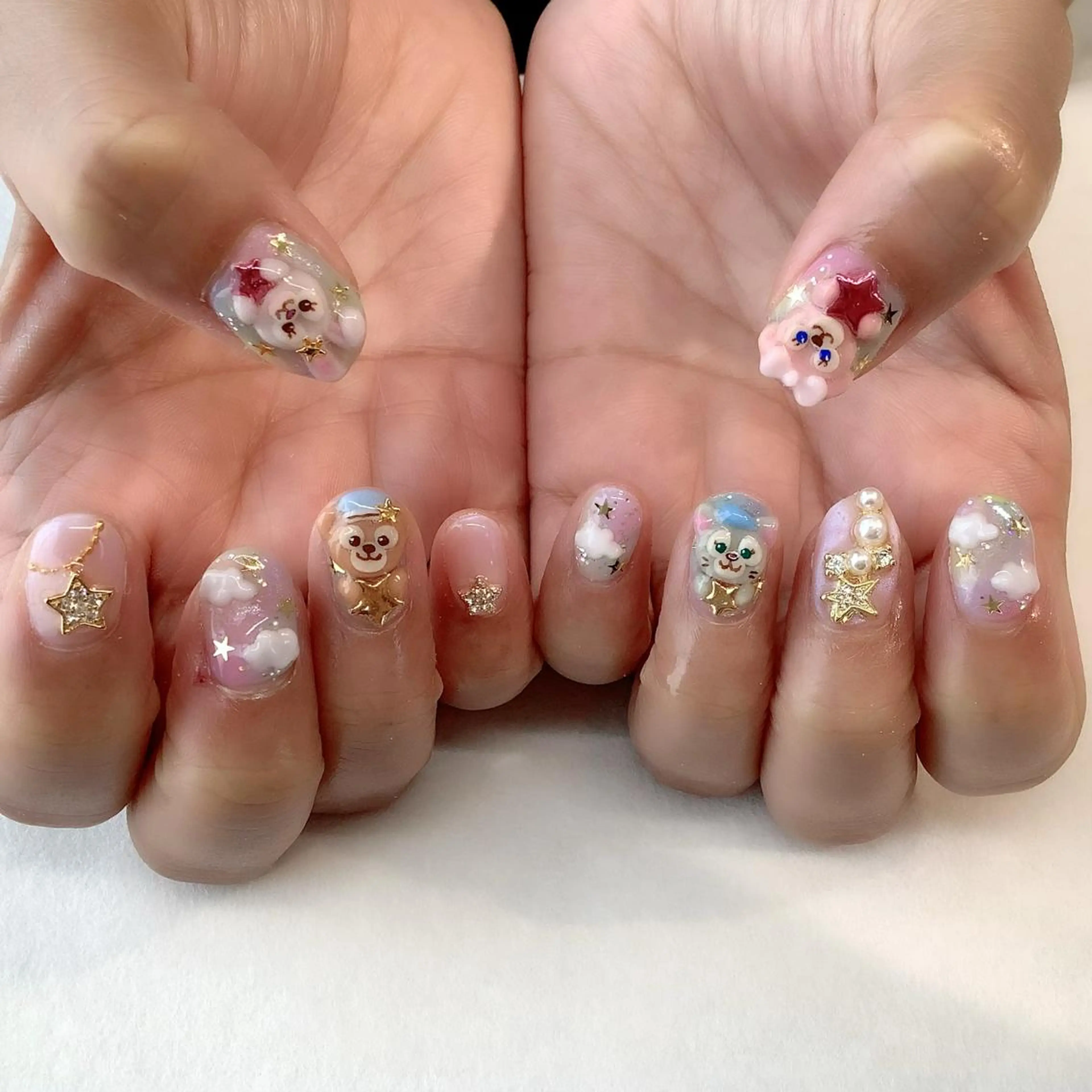 ネイル ハンドネイル 💎🐰 saki. m 🐰💎のネイルデザイン