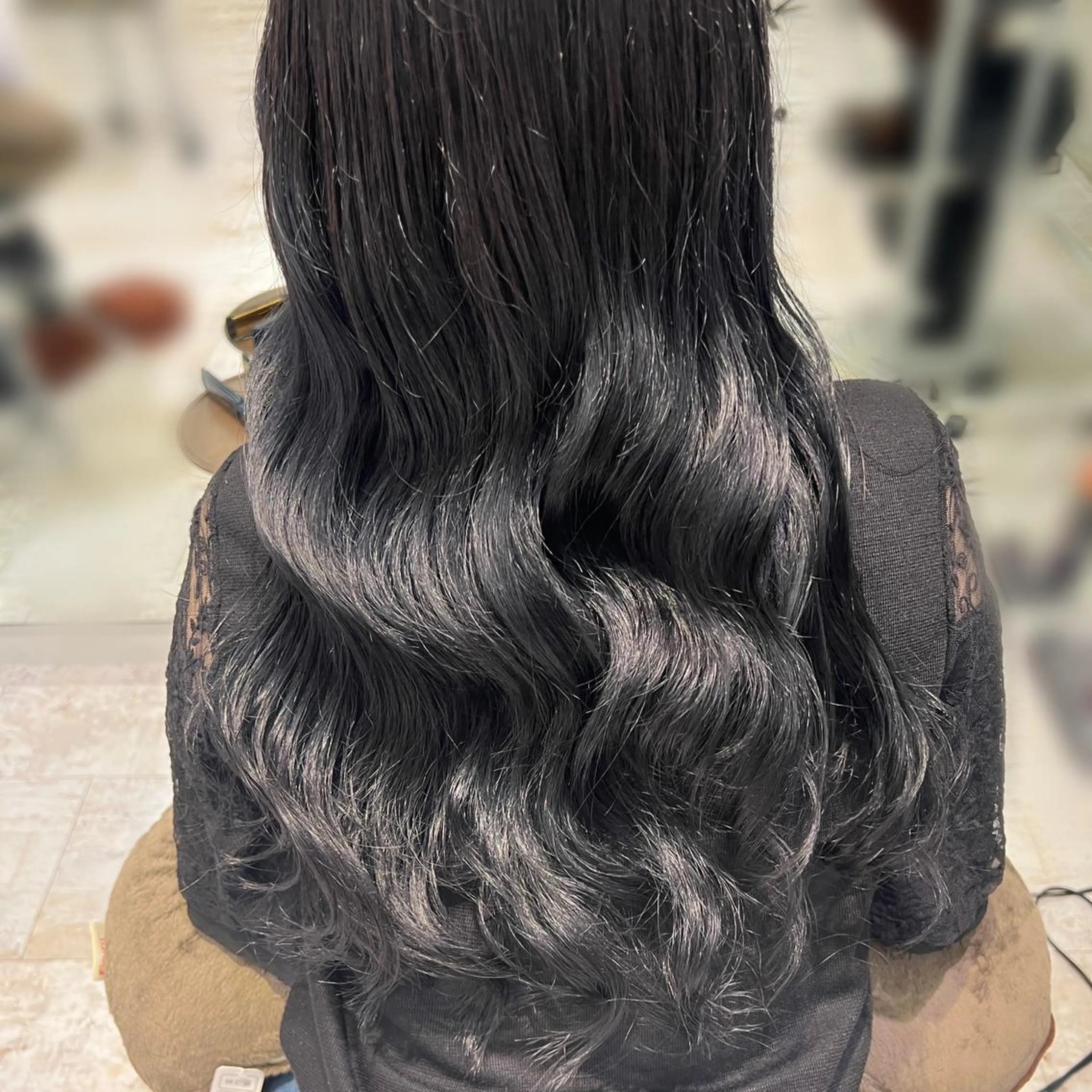 ロング 💜にしむら みく💜のヘアスタイル
