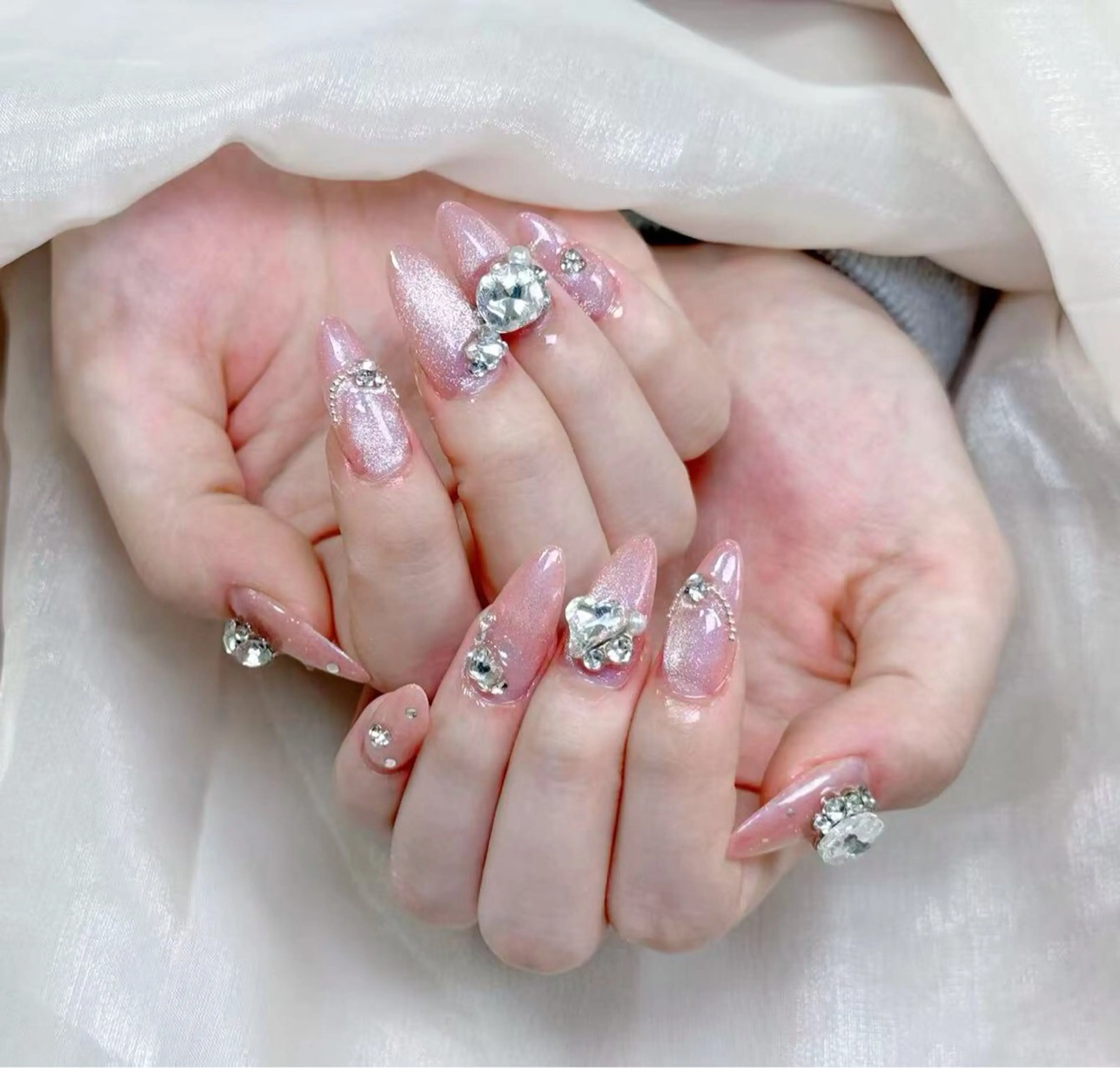 ネイル 小 雨のネイルデザイン