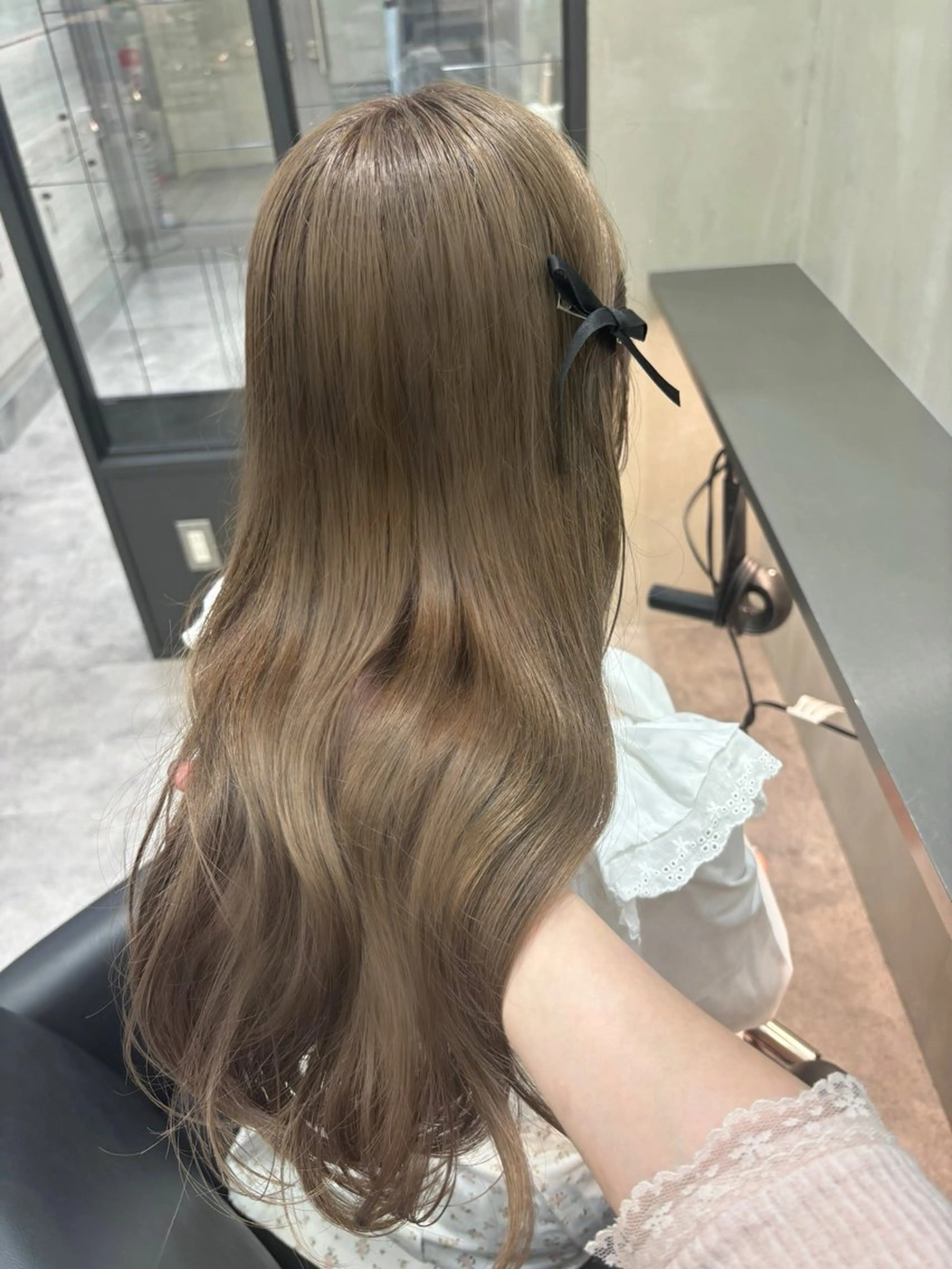 ロング カラー ベージュカラー ブリーチ 透明感カラー ダブルカラー ブリーチなしカラー the path sora♡のヘアスタイル