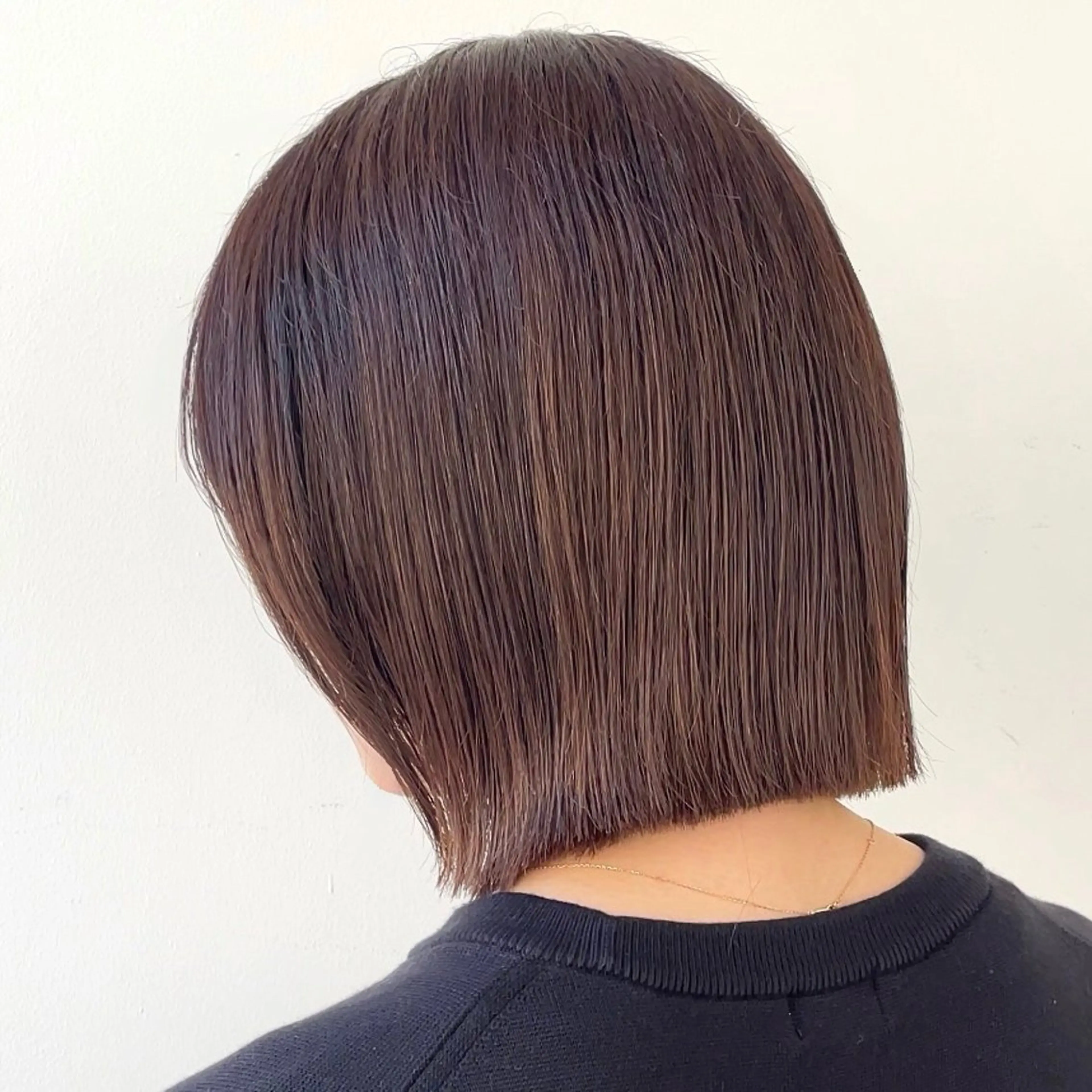 ミディアム カラー 切りっぱなしボブ ボブ カット ヘアカラー トリートメント 三宅健太/レイヤー/ ボブ/透明感カラーのヘアスタイル