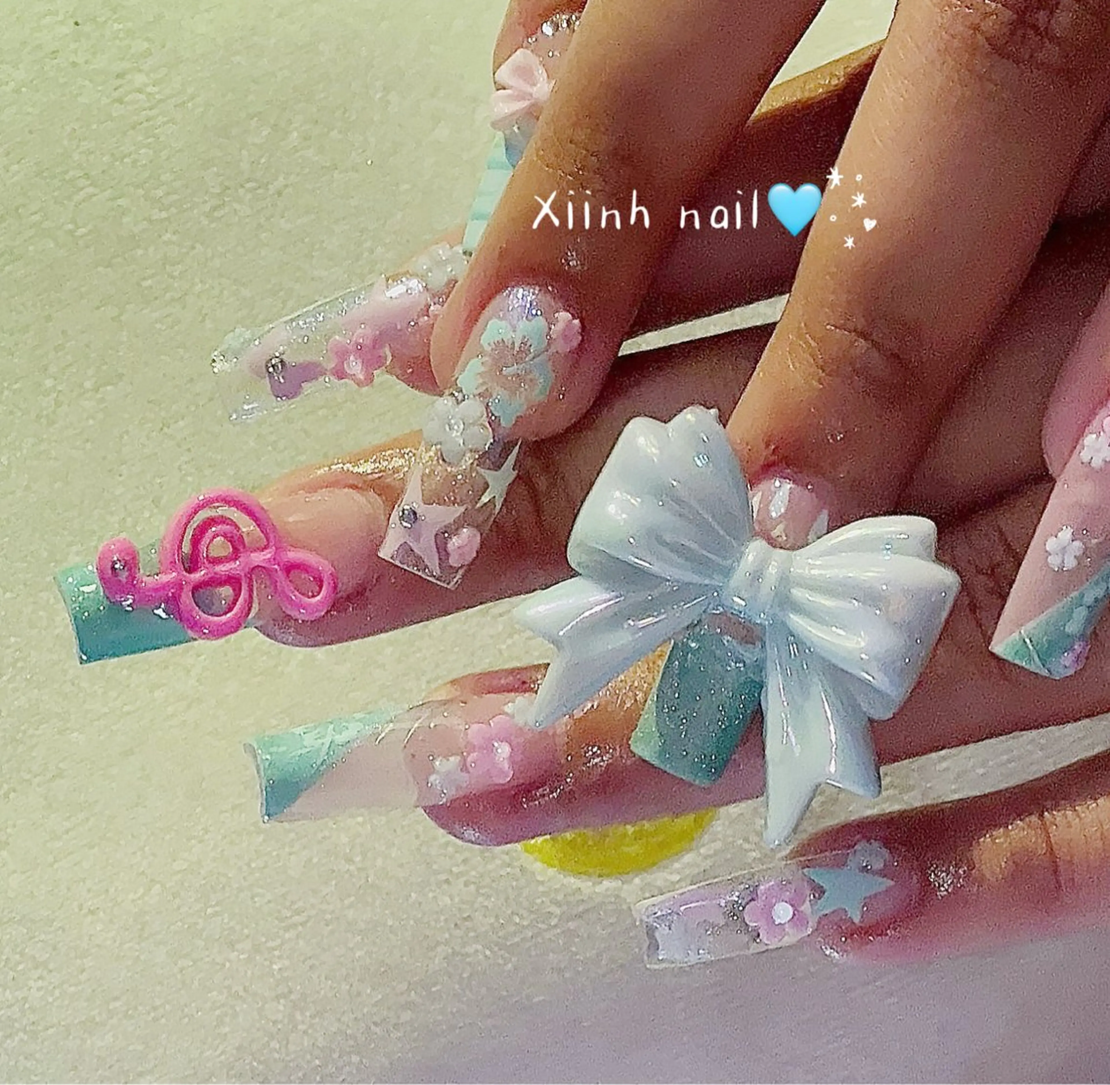 ネイル ブラウン チークネイル 桜ネイル 長さ出し フットネイル ハンドネイル XIINH NAIL SALONのネイルデザイン