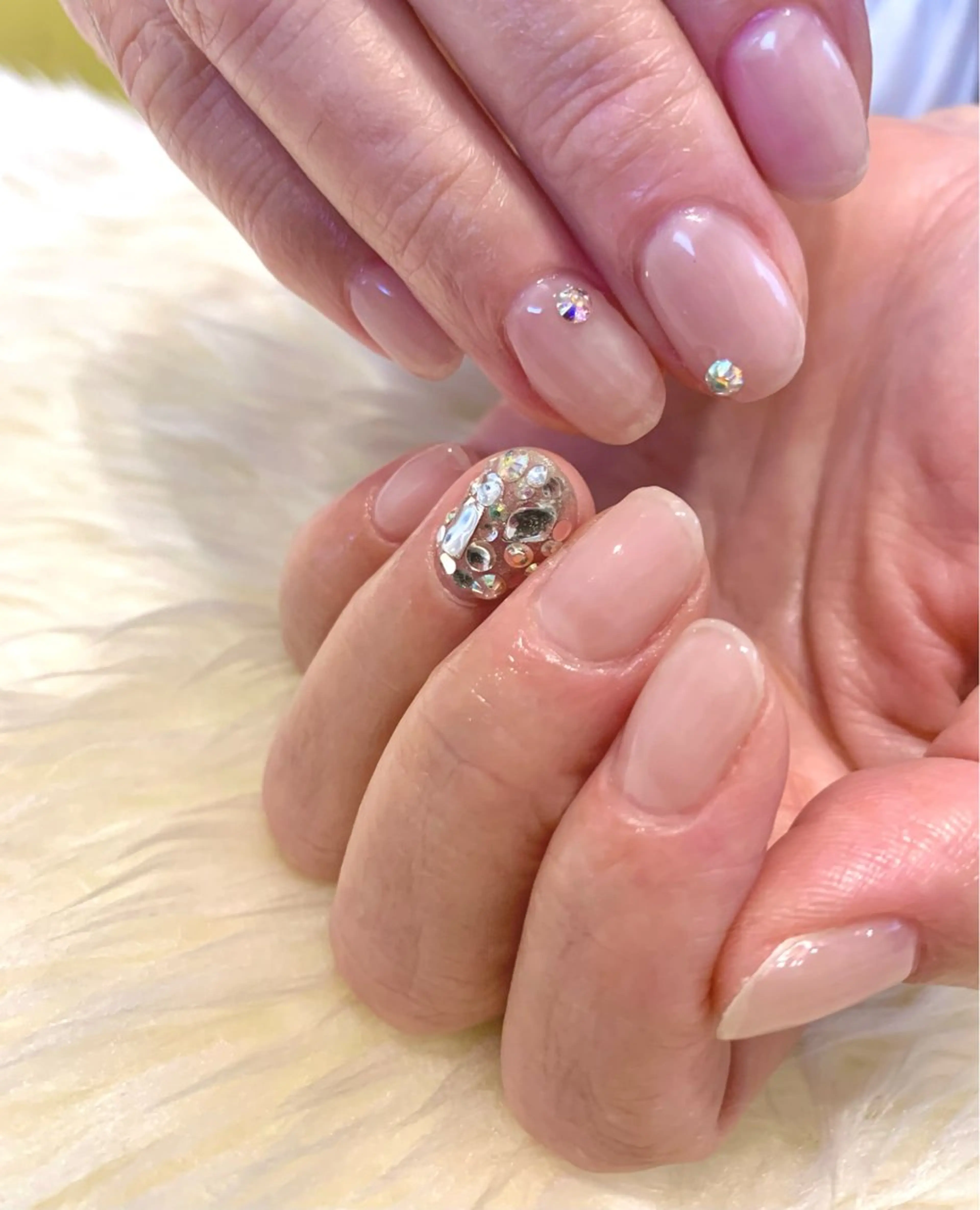 ネイル アートネイル ストーンネイル ✧Cachette✧ YUKARIのネイルデザイン