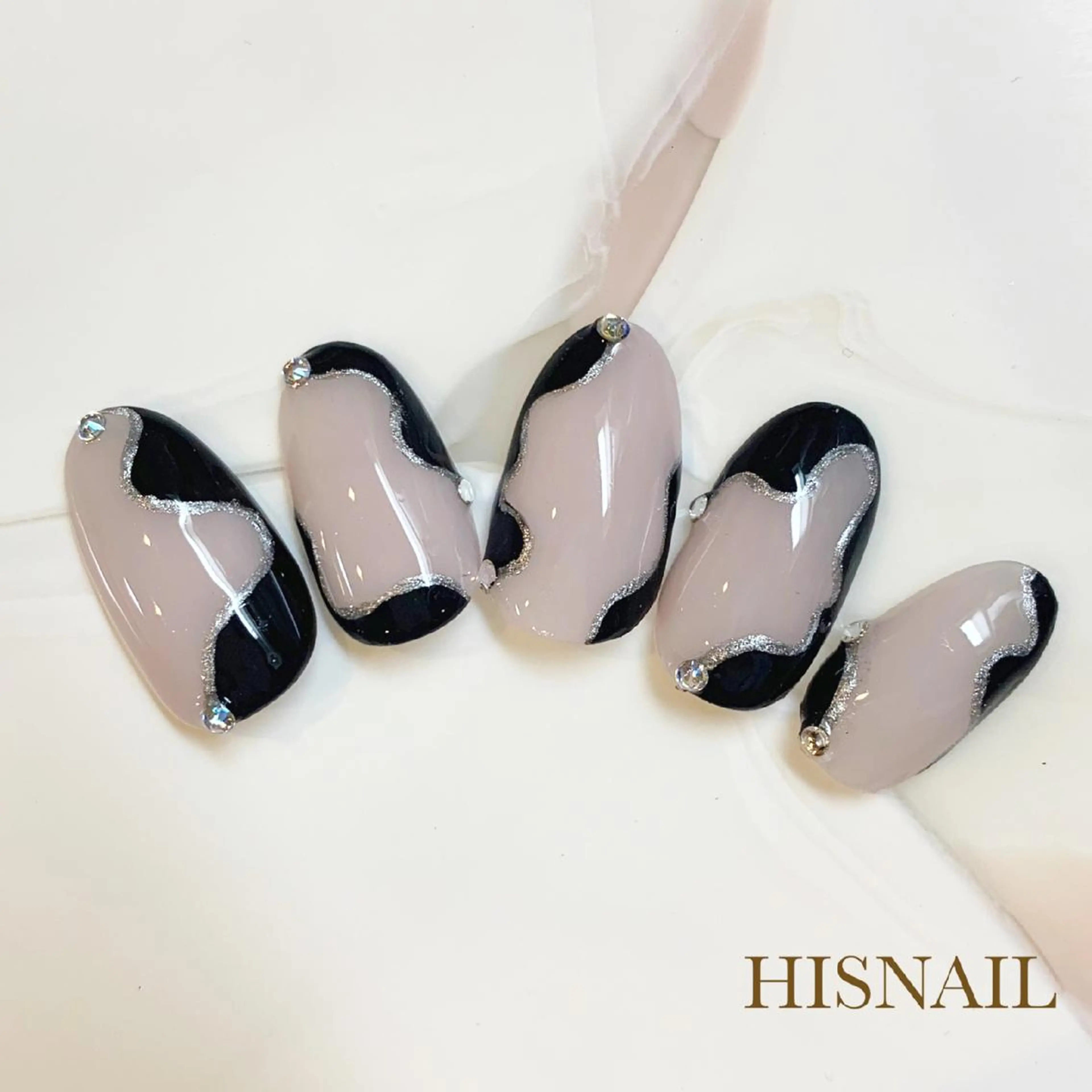 ネイル HISNAIL hisakoのネイルデザイン