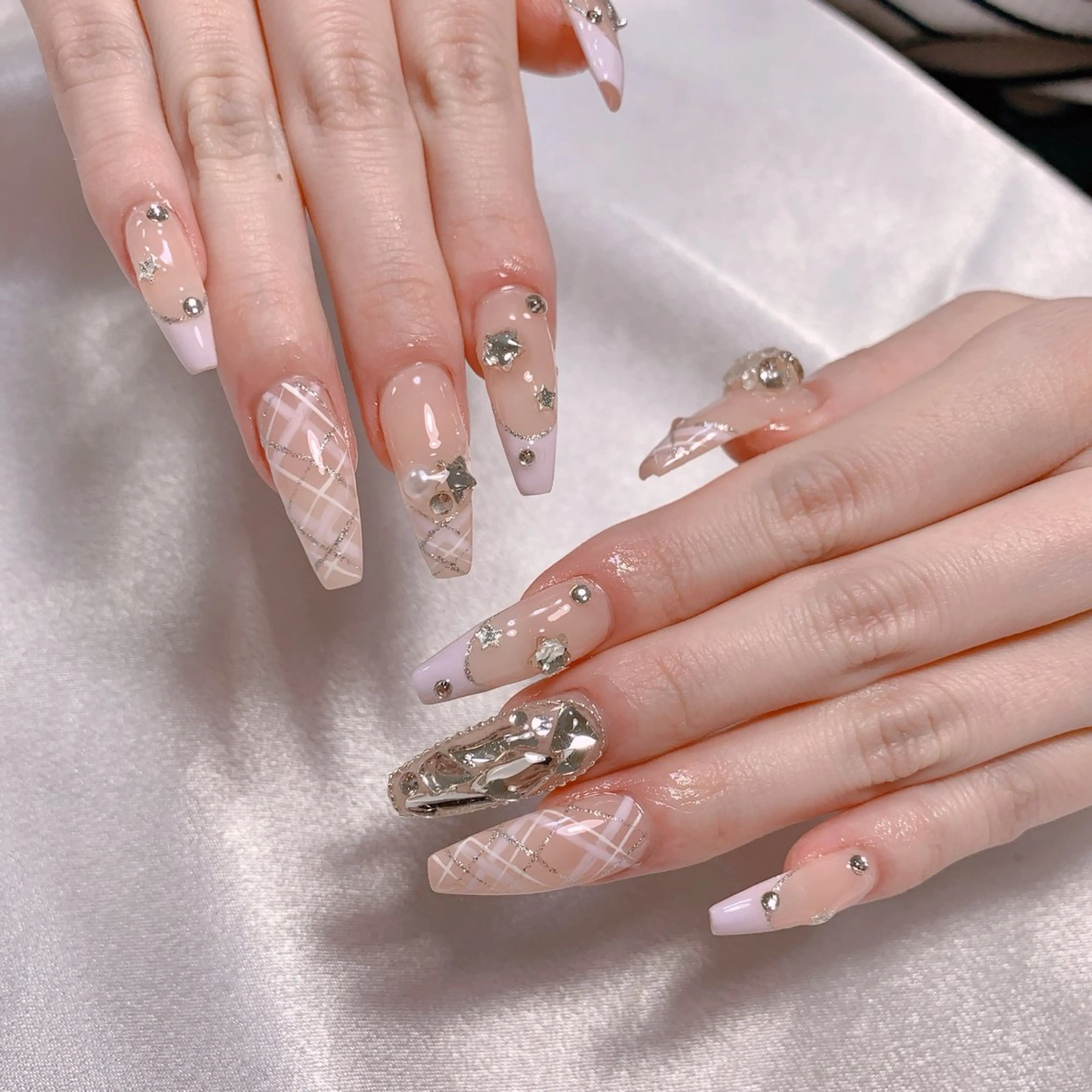 ネイル ハンドネイル インフィニティ ネイルサロンのネイルデザイン