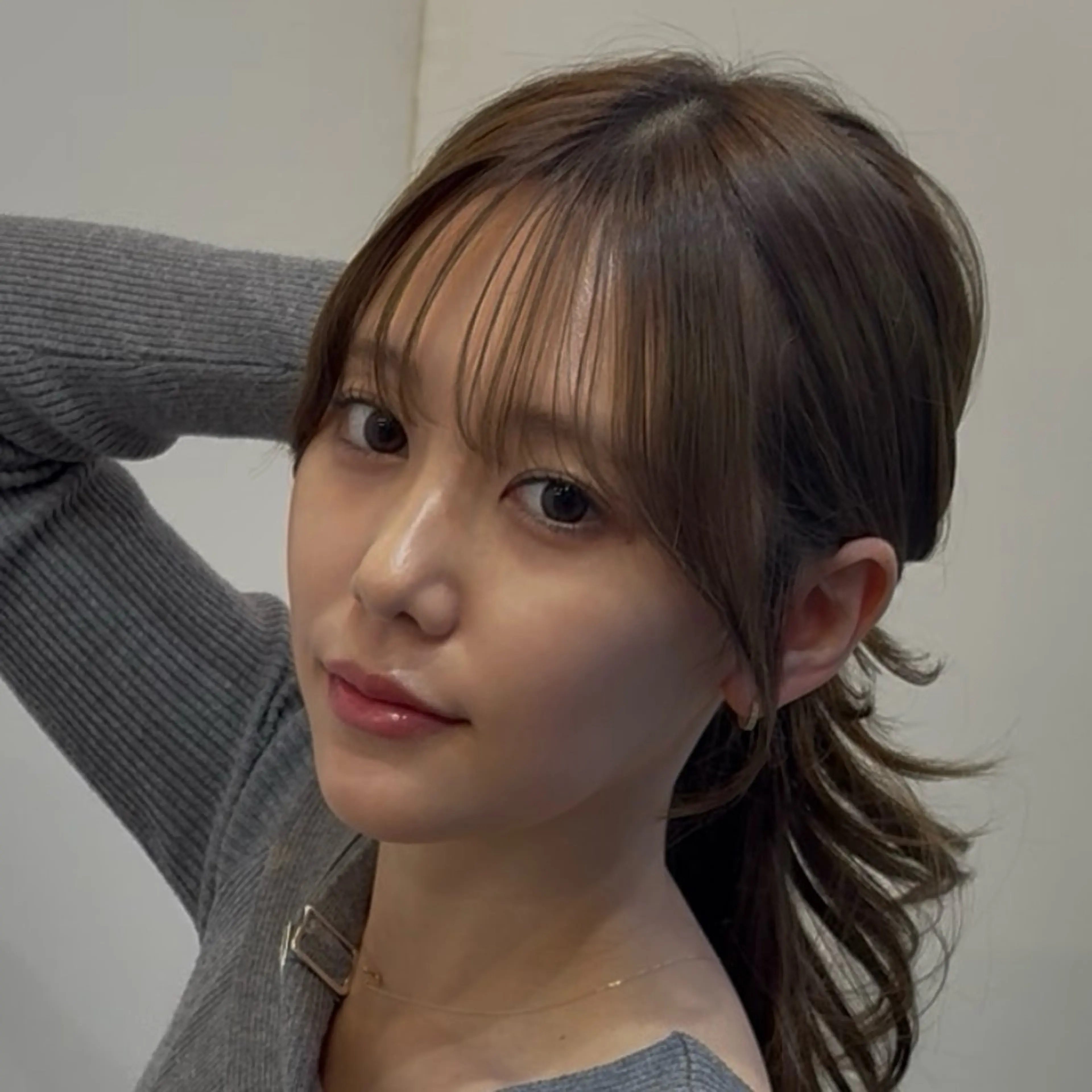 セミロング 顔周りカット 韓国風ヘア おくれ毛 カット レイヤーカット /髪質改善　小池　祐のヘアスタイル