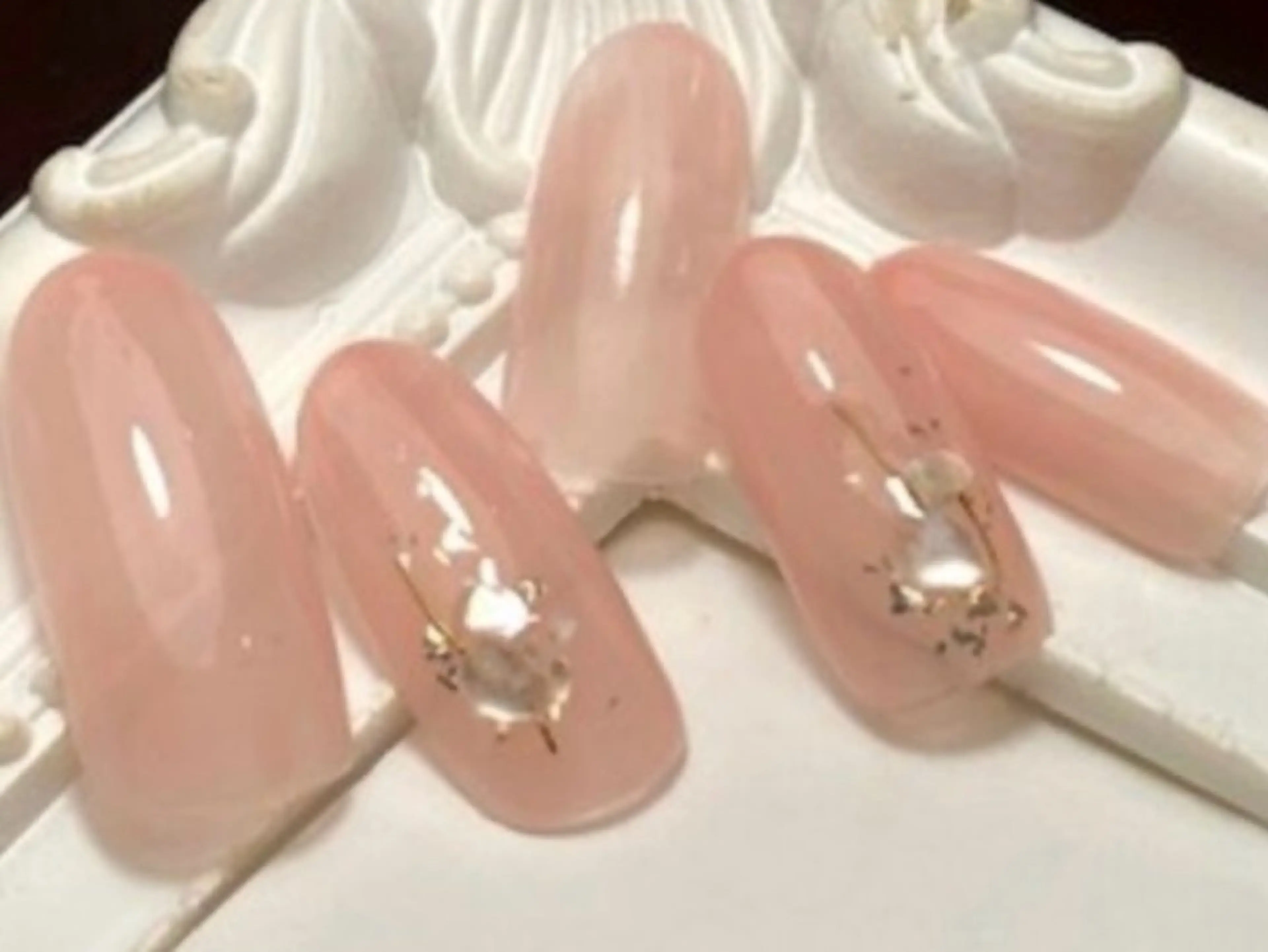 ネイル Nest 岩崎のネイルデザイン